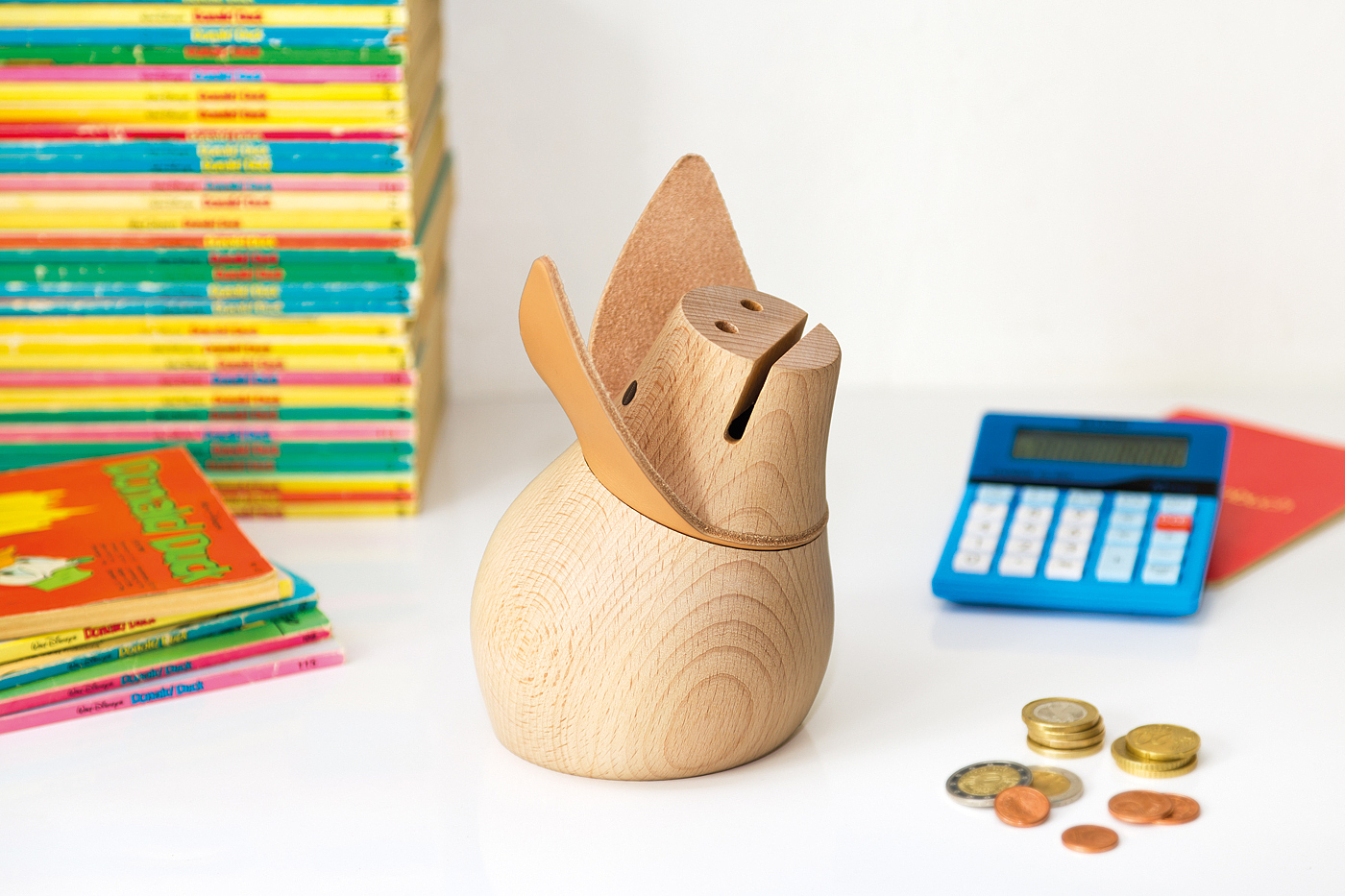 savings bank，wood，Little pig，Home Furnishing，articles for daily use，