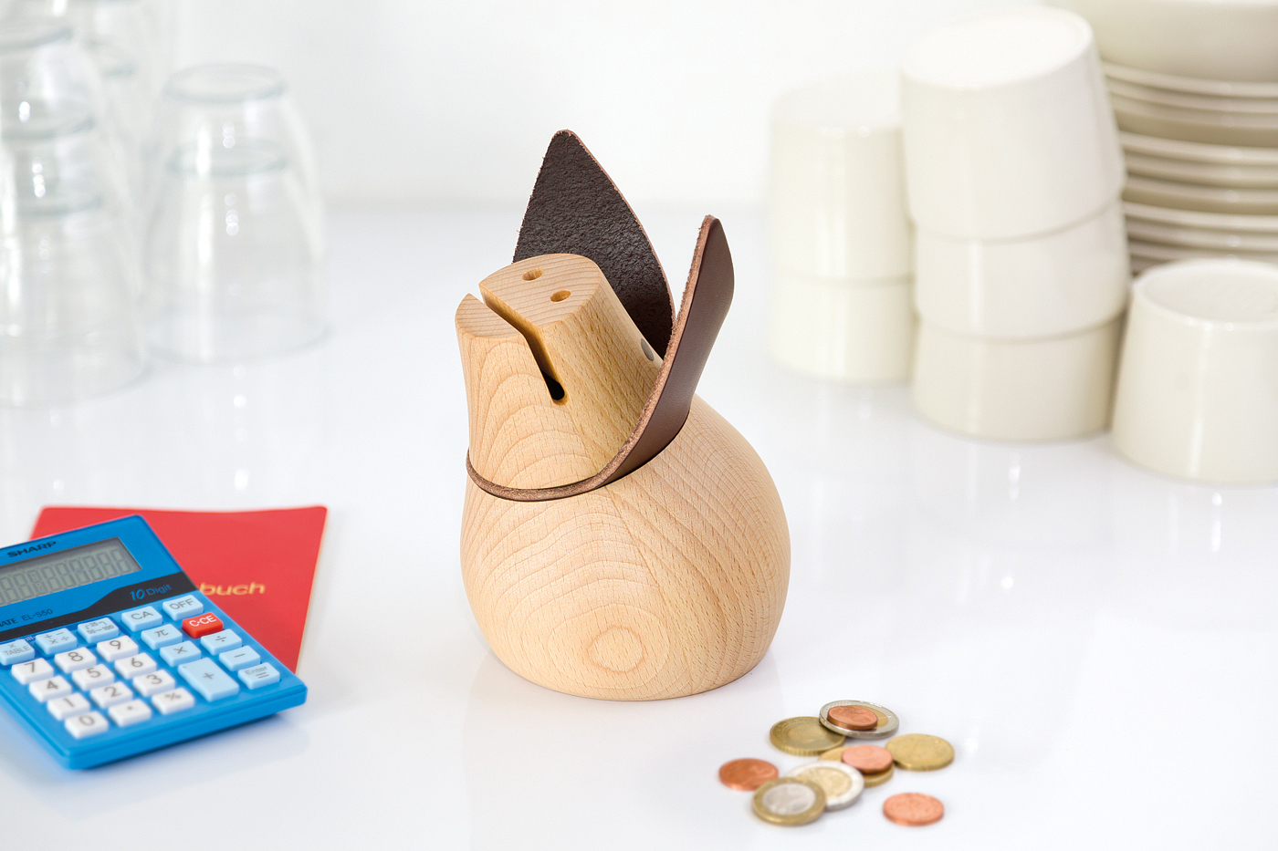 savings bank，wood，Little pig，Home Furnishing，articles for daily use，