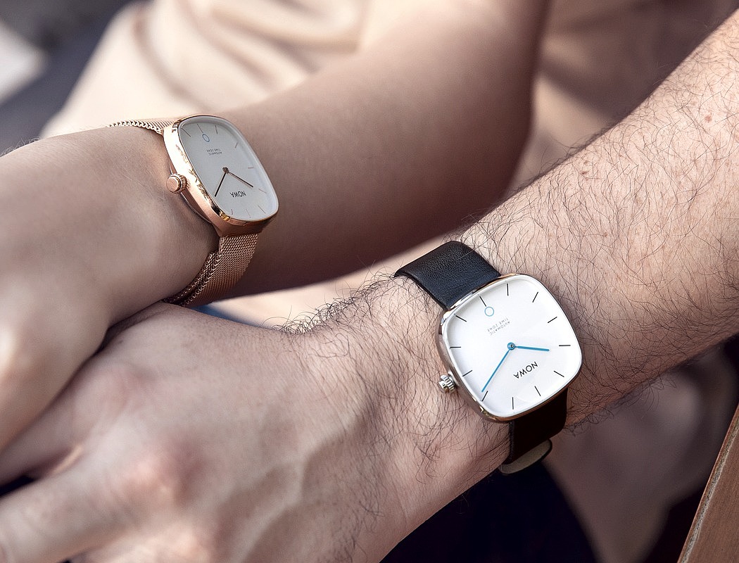 Wristwatch，Wrist watch，intelligence，fantastic.，