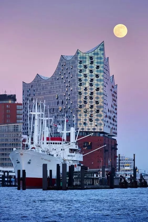 Jacques Herzog，Pierre de，Bird's nest，Basel ，Yi beiai Concert Hall，