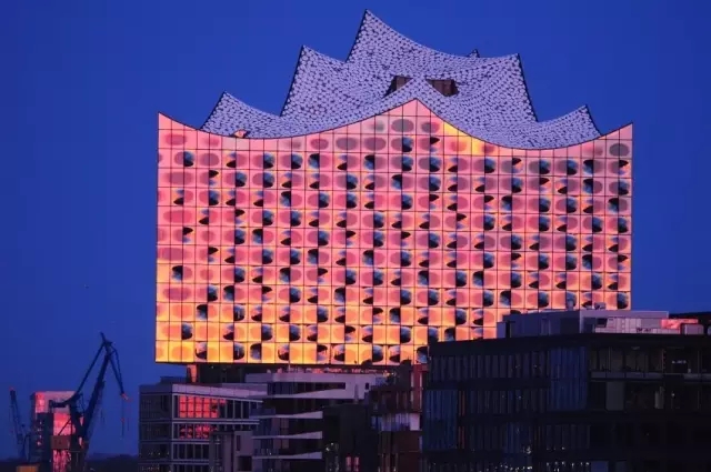 Jacques Herzog，Pierre de，Bird's nest，Basel ，Yi beiai Concert Hall，