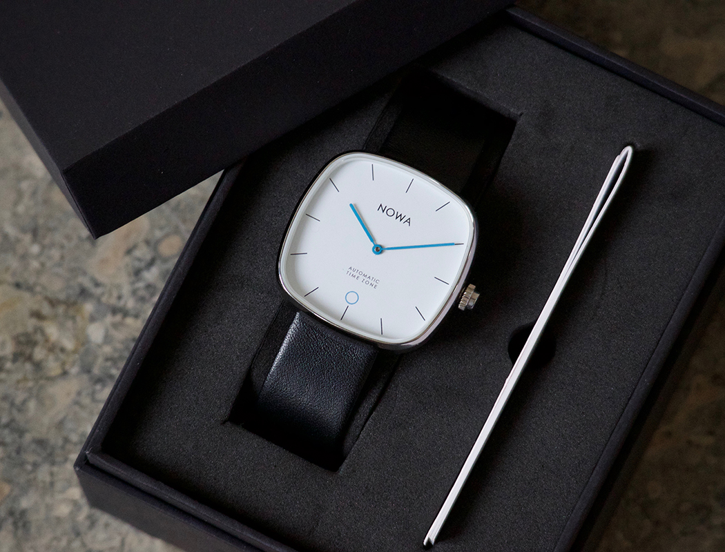 Wristwatch，Wrist watch，intelligence，fantastic.，