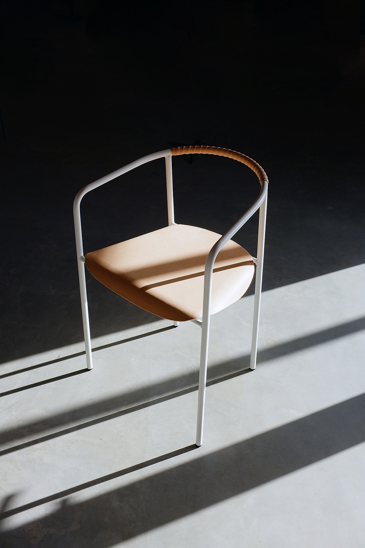 chair，chair，Jangir Maddadi，Saddle Chair，Sweden，Simplicity，