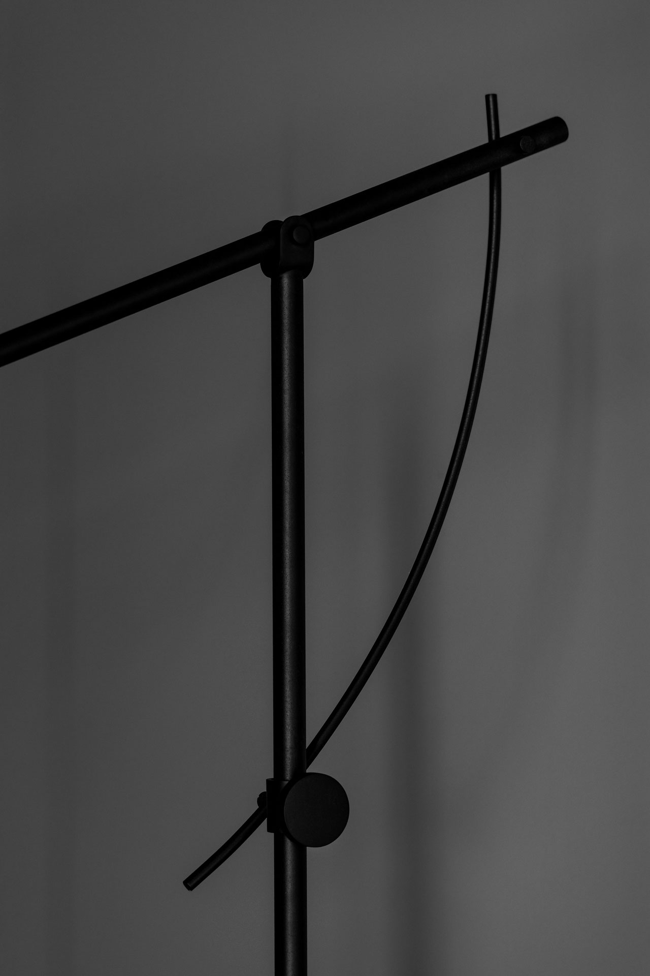 Lamp design，Emotional design，balance，cone，Table lamp design，Floor lamp design，