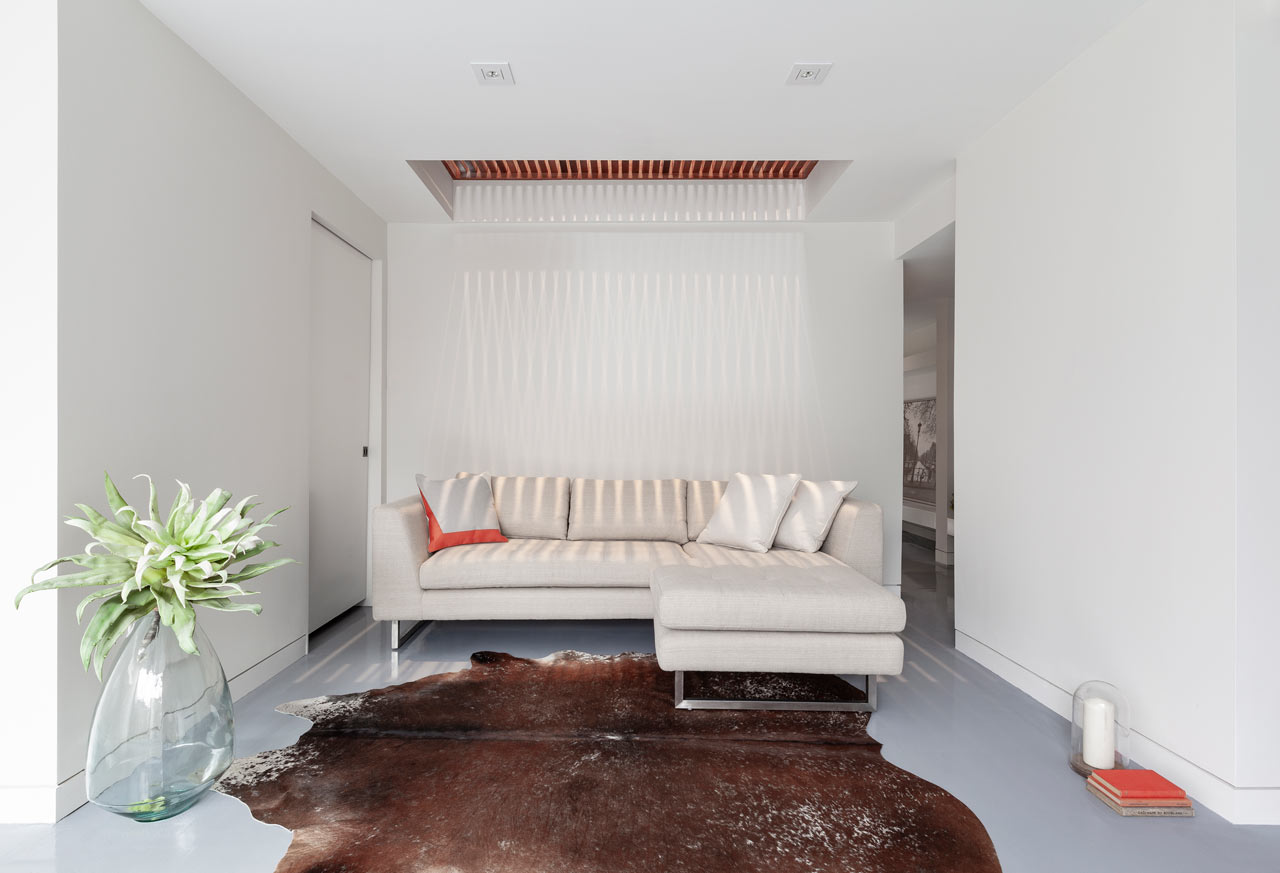 Unconventional，Asymmetry，residence，