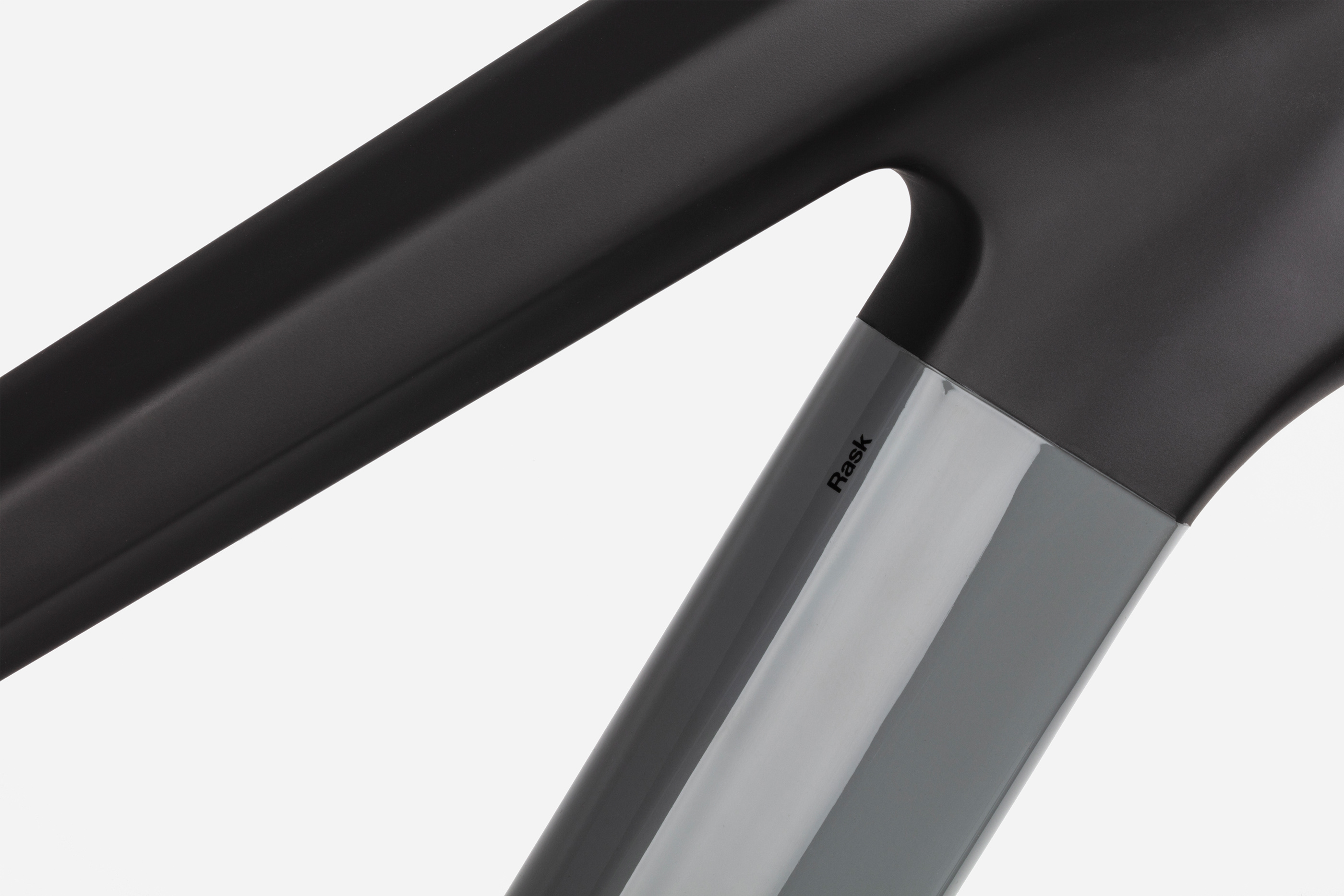 outdoors，vehicle，Bicycle，Crescent，