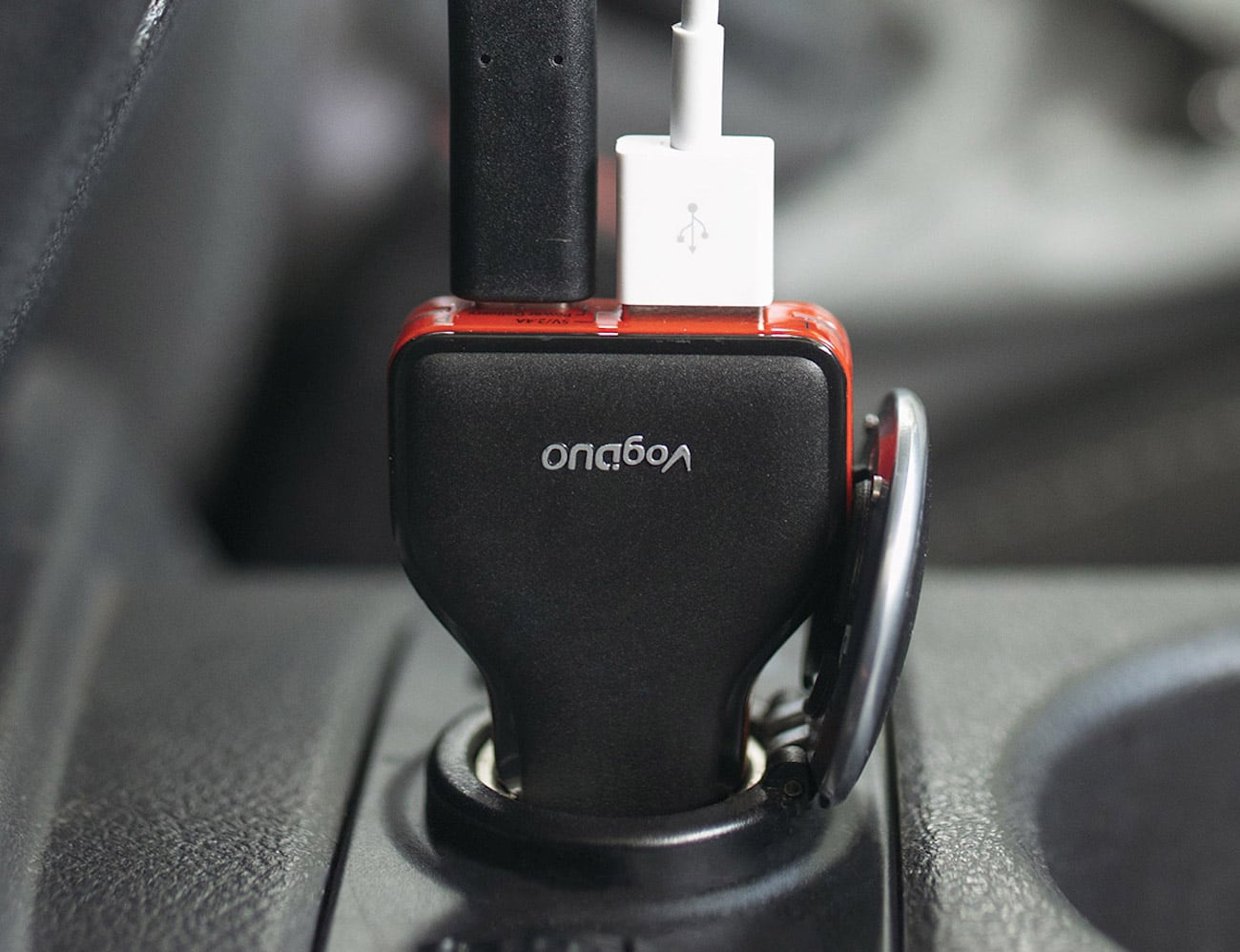 USB-C VogDUO，Charger，vehicle，
