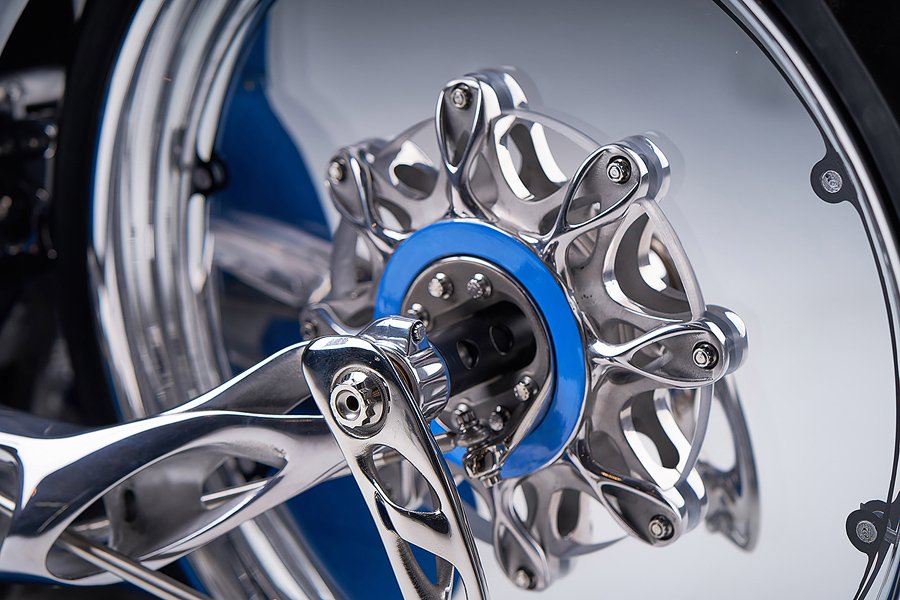 Bryan Fuller，Majestic，Electric，silver，motorcycle，