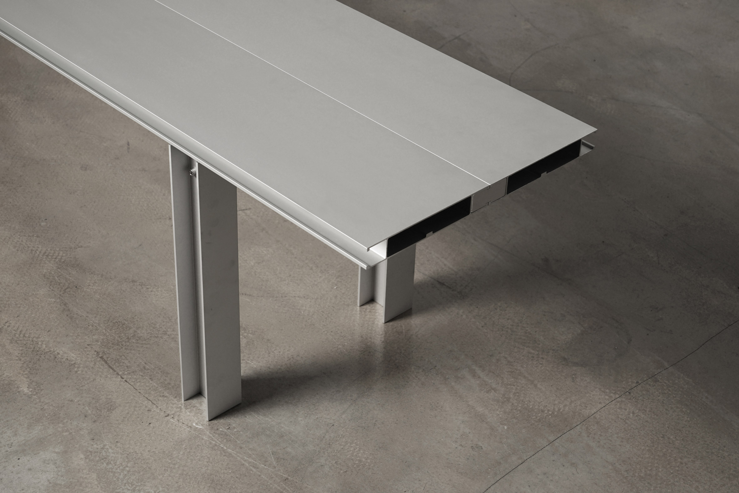 Traditional design，Maza，Aluminium，China，Mario Tsai，