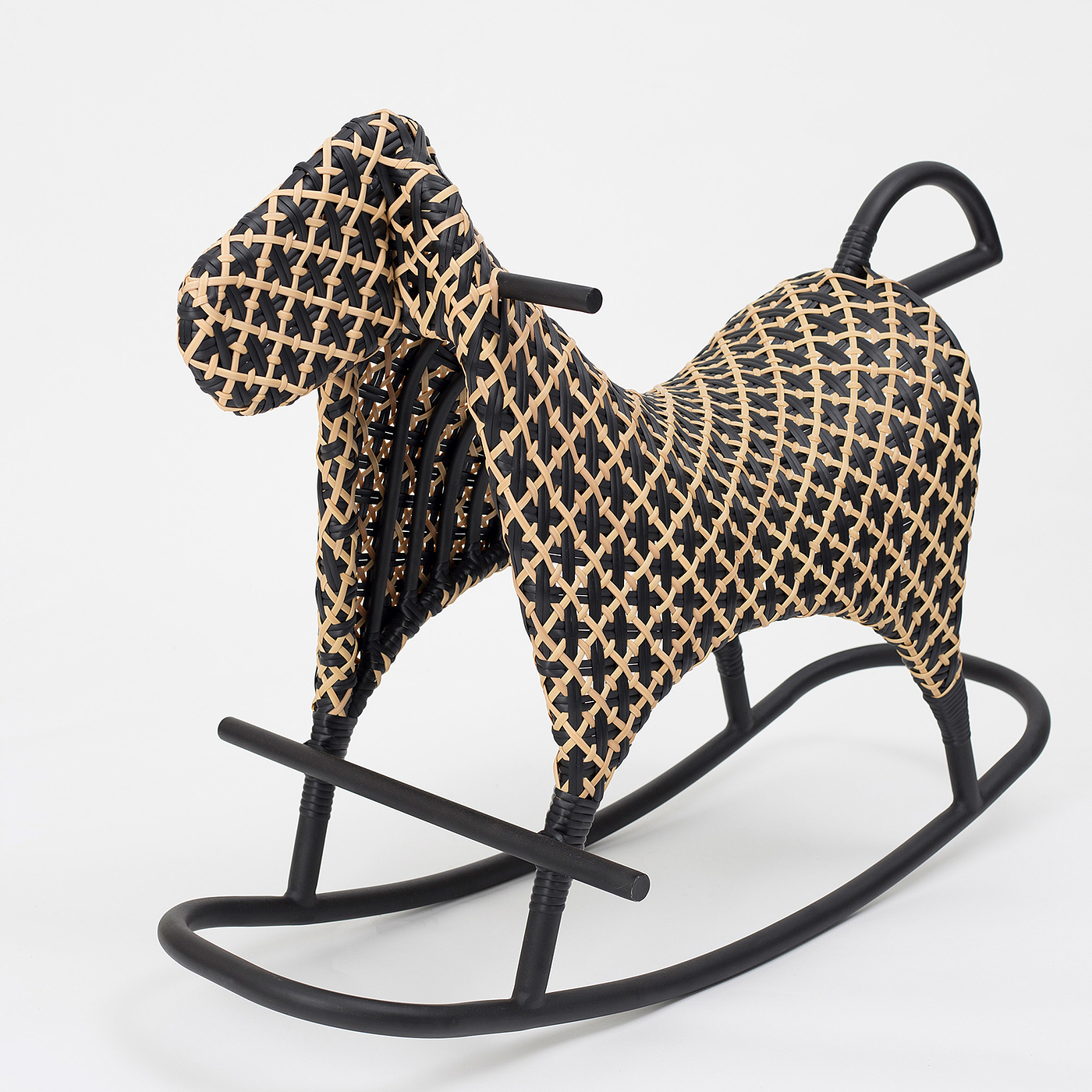 Alvin Tjitrowirjo，furniture，Rattan，product design，