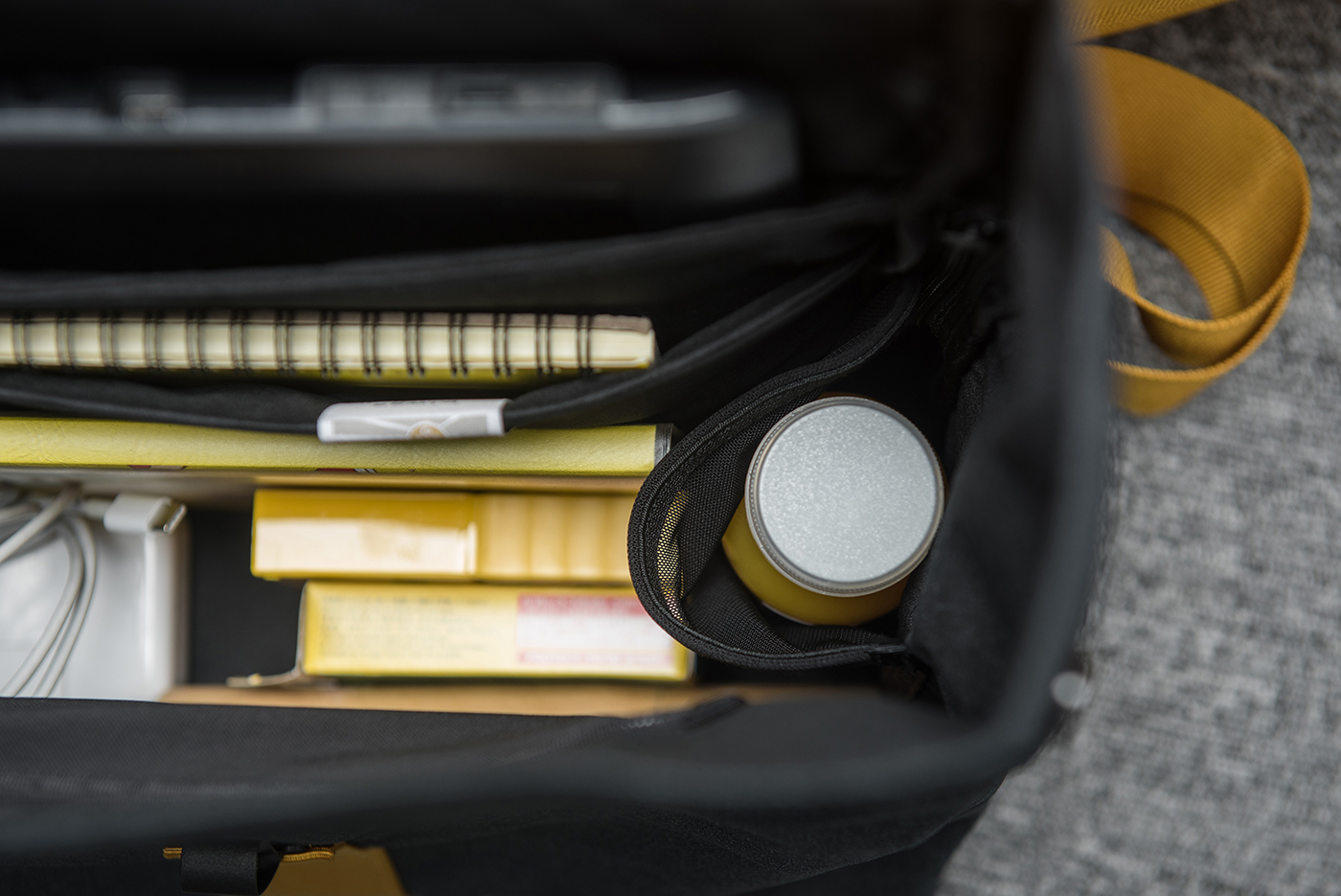 Travel，knapsack，Backpack，No line，fold，deformation，