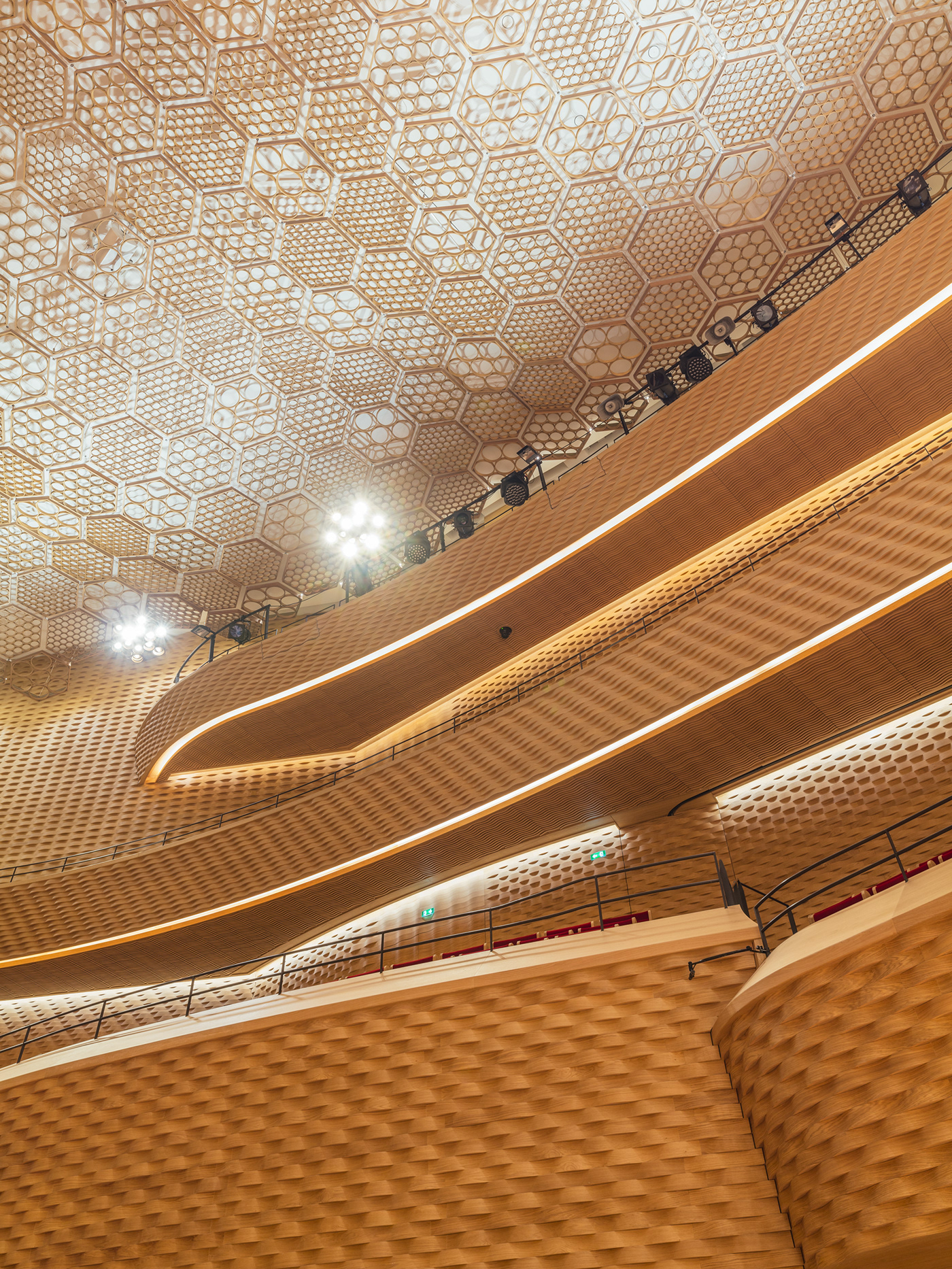 Orchestral architecture，Paris，Ludwig Favre，