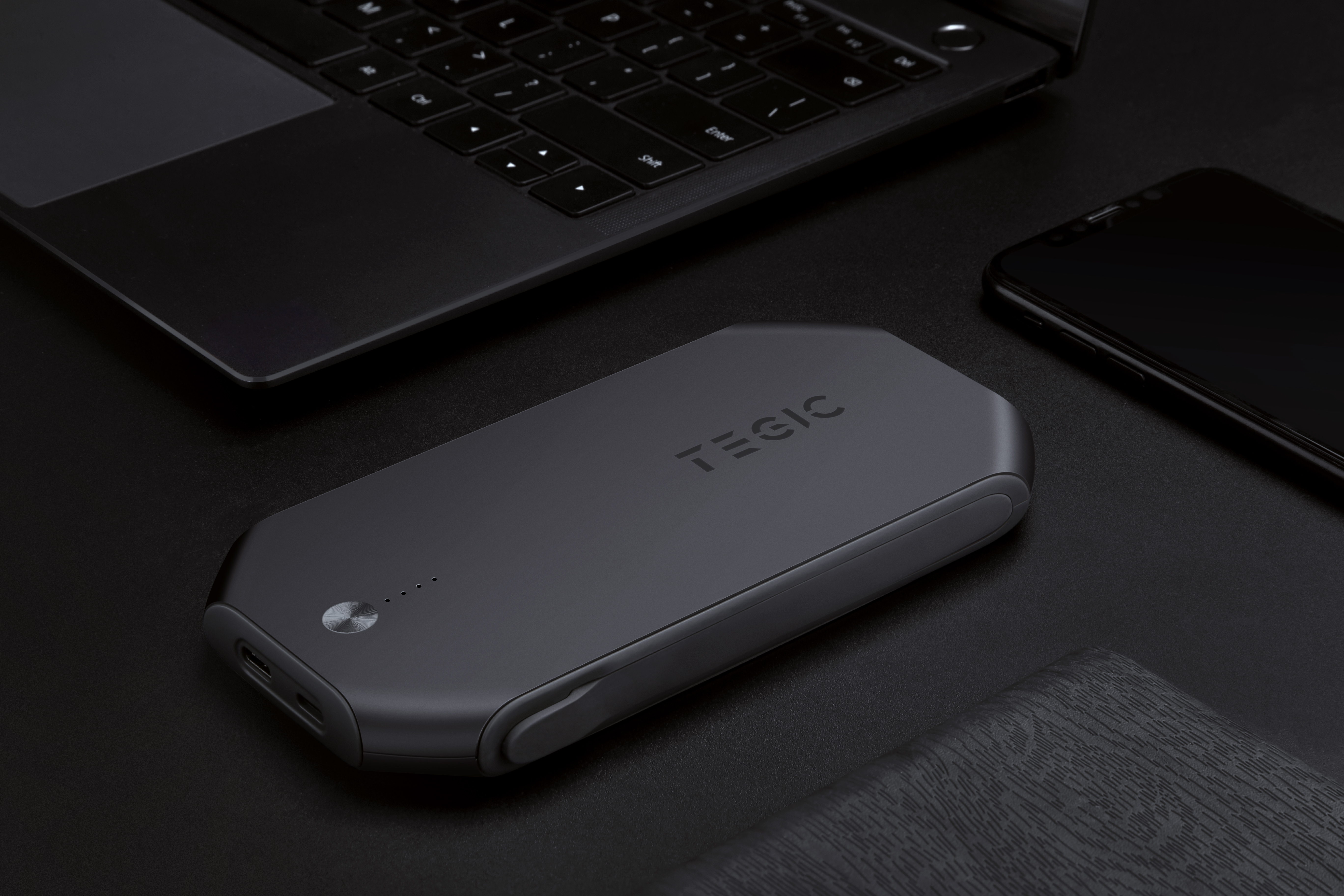 Built in type，portable source，