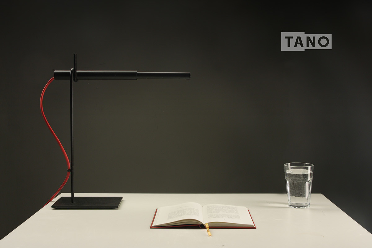 tan，Desk lamp，Postmodern Design，Desk lamp，floodlight，