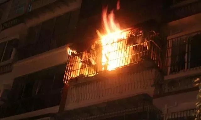 fire，residence，Plastic board，escape，Japan，