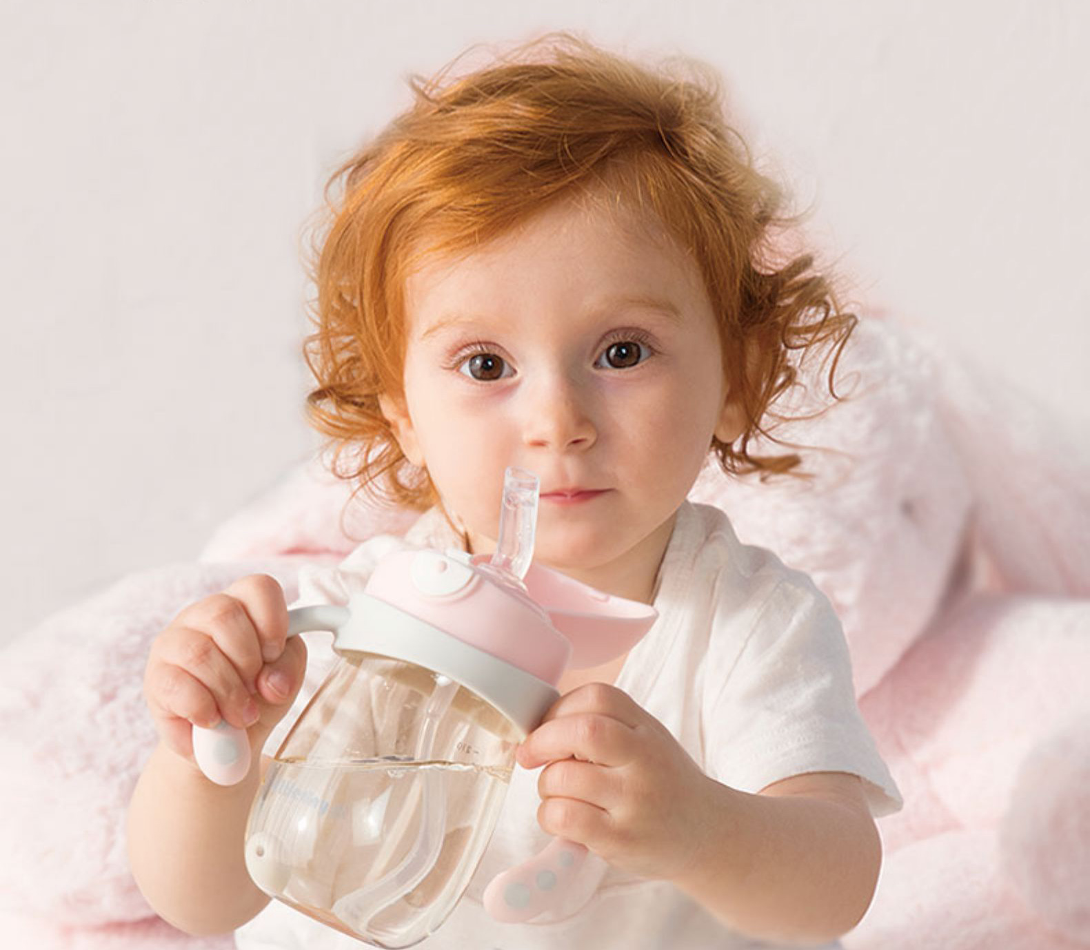 Little monster water cup，Designer: Zhou Jie，