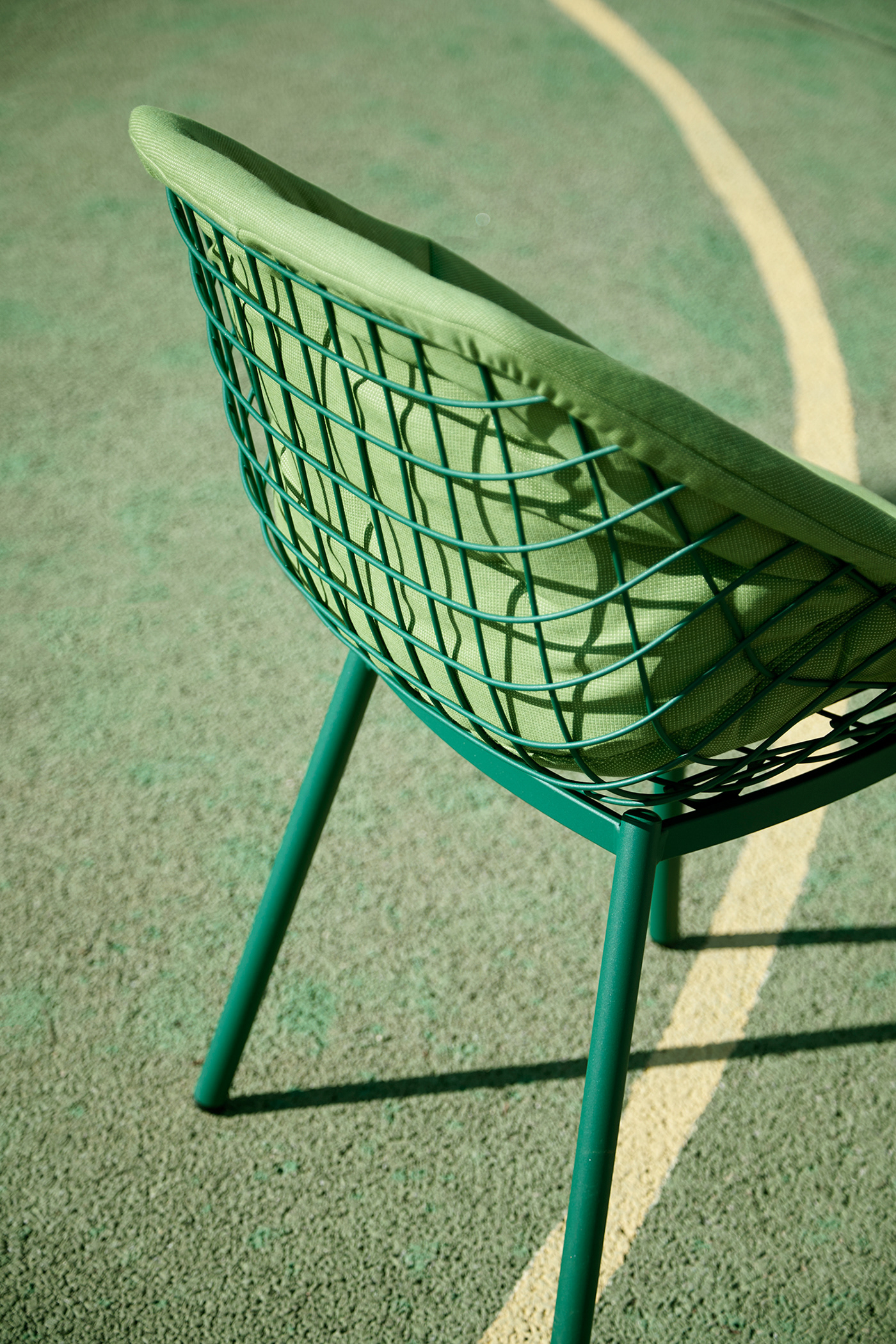 outdoors，Metal，chair，chair，
