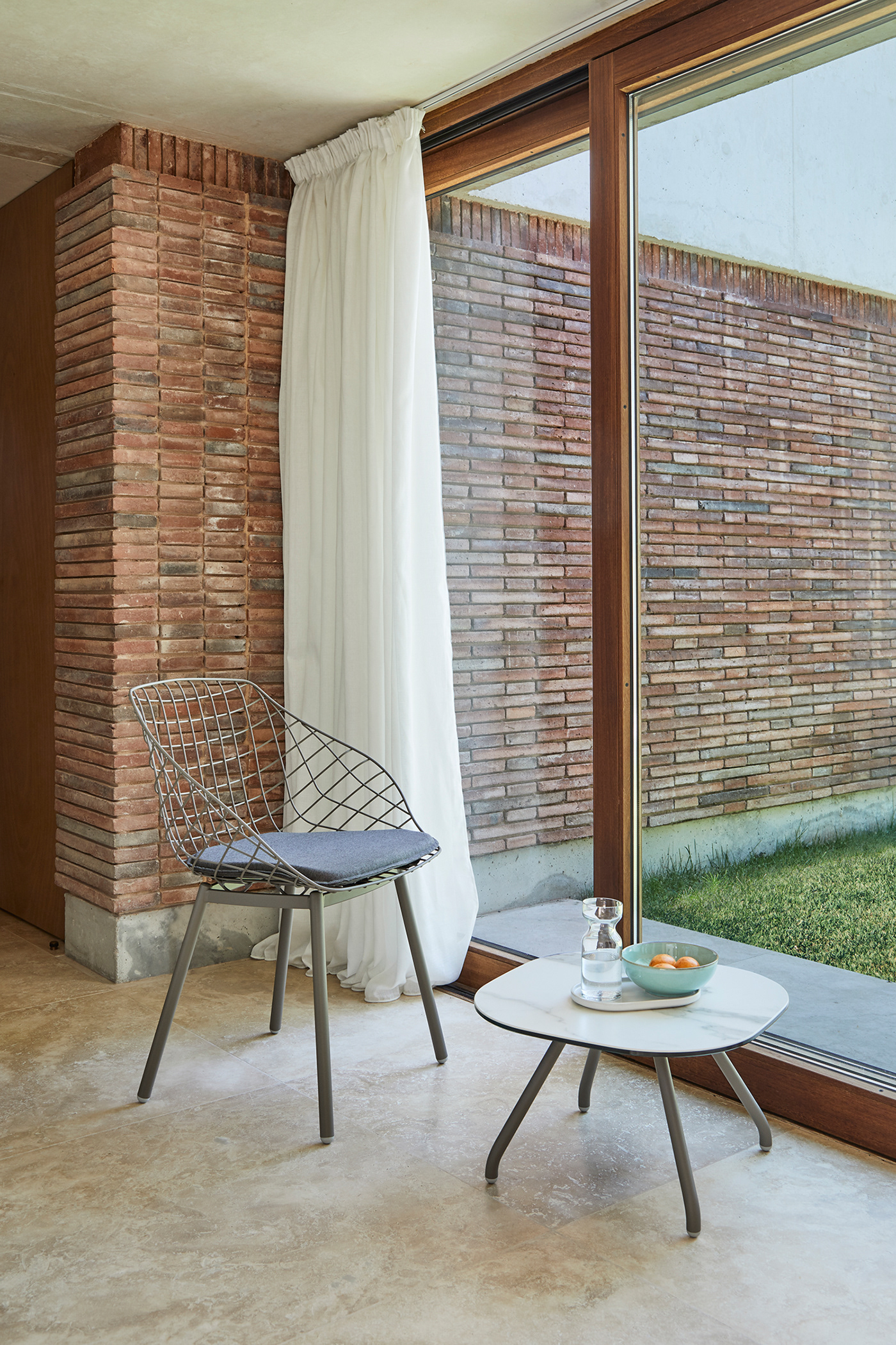 outdoors，Metal，chair，chair，