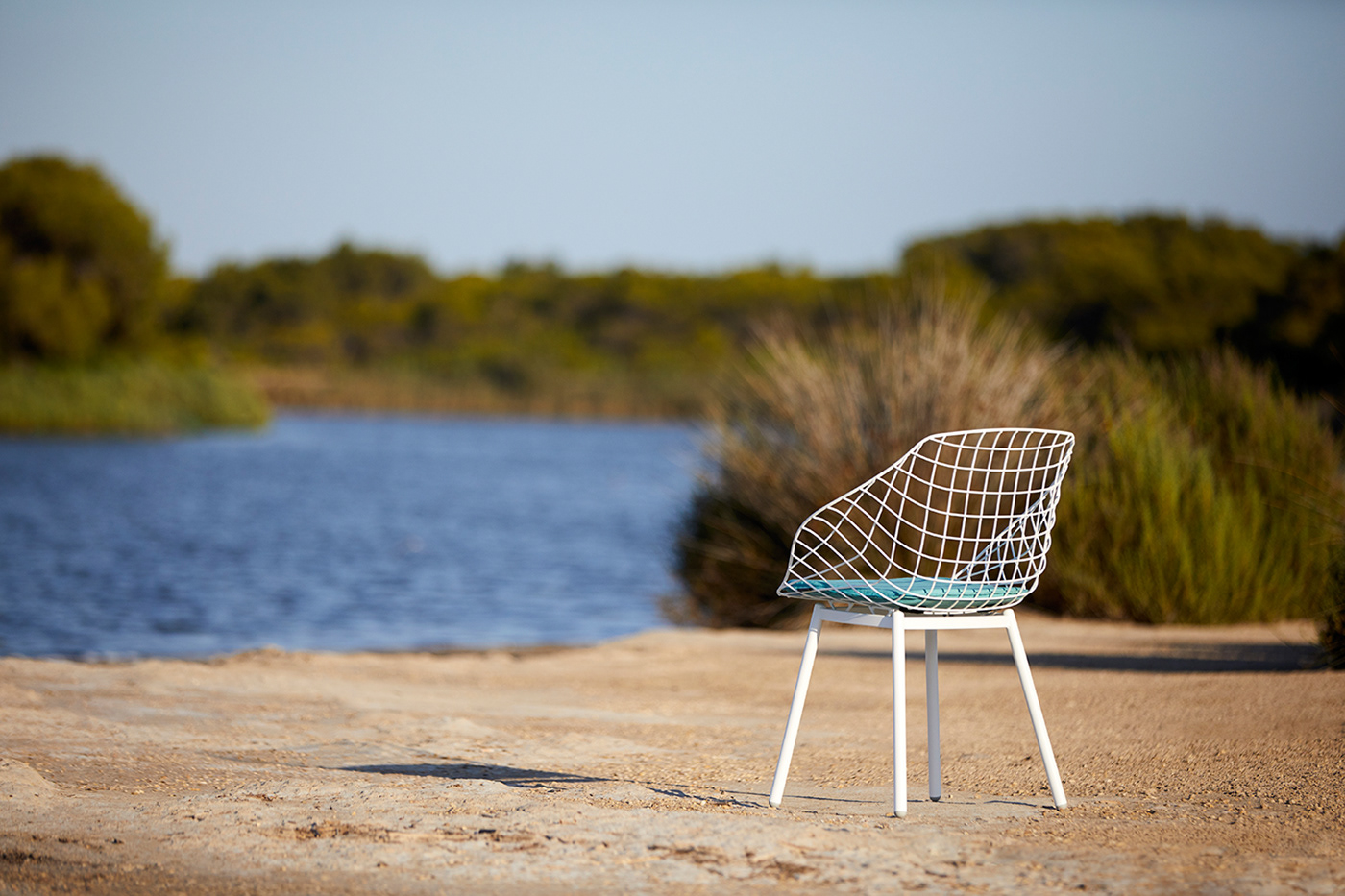 outdoors，Metal，chair，chair，