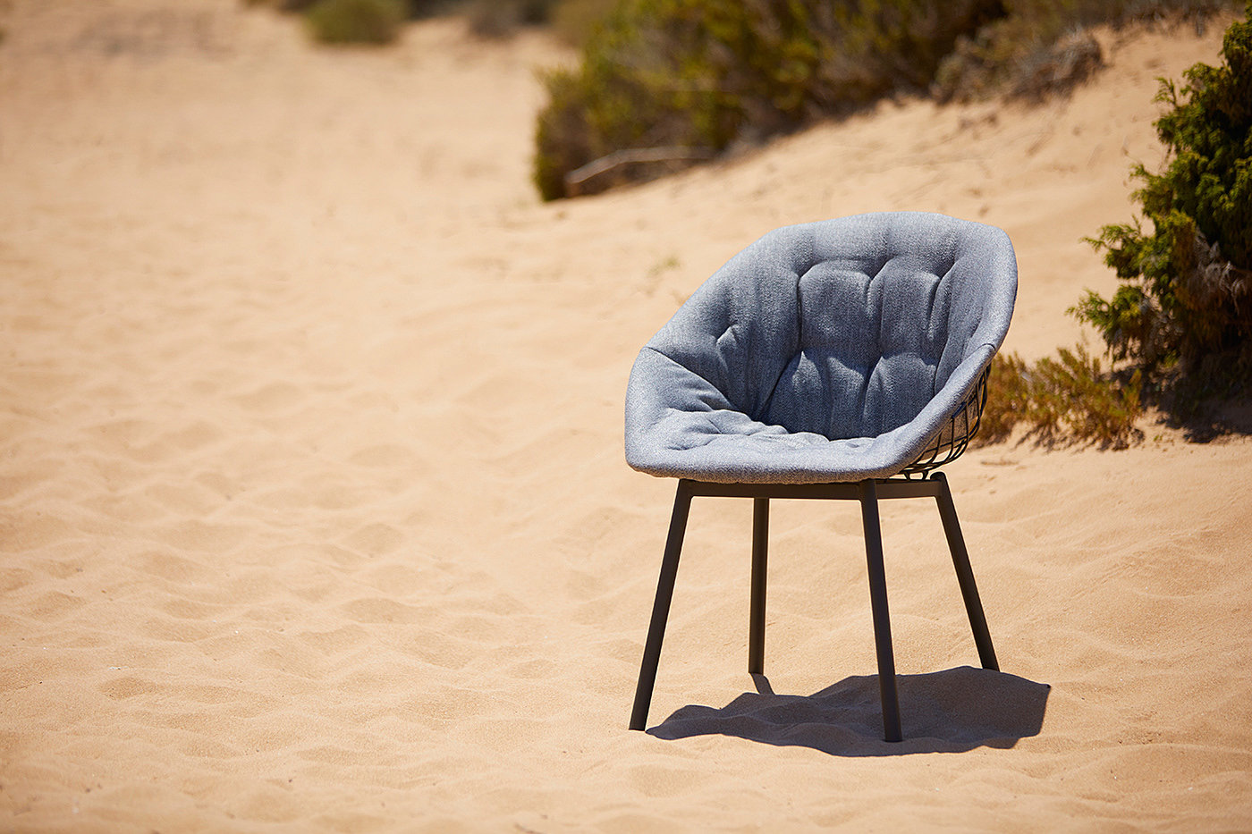 outdoors，Metal，chair，chair，