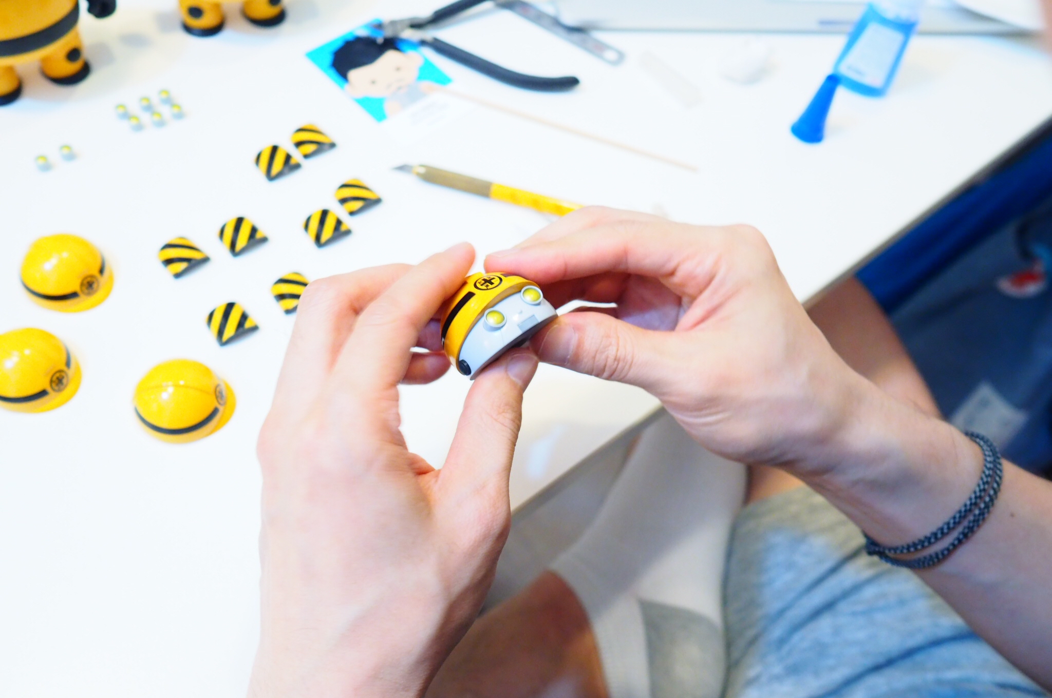 doll，industrial design，worker，