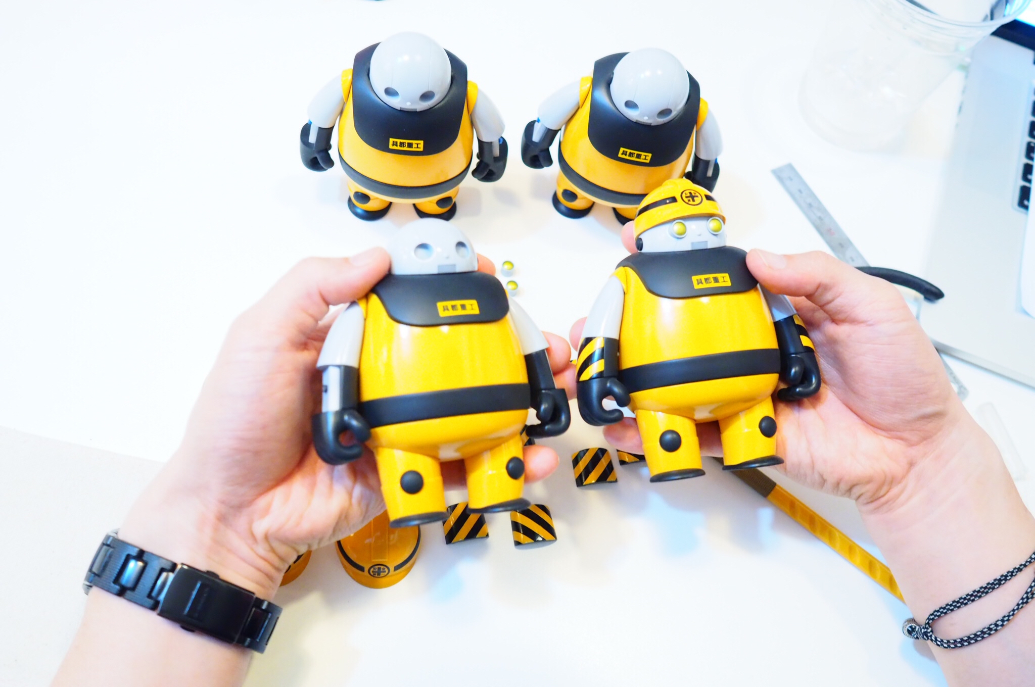 doll，industrial design，worker，