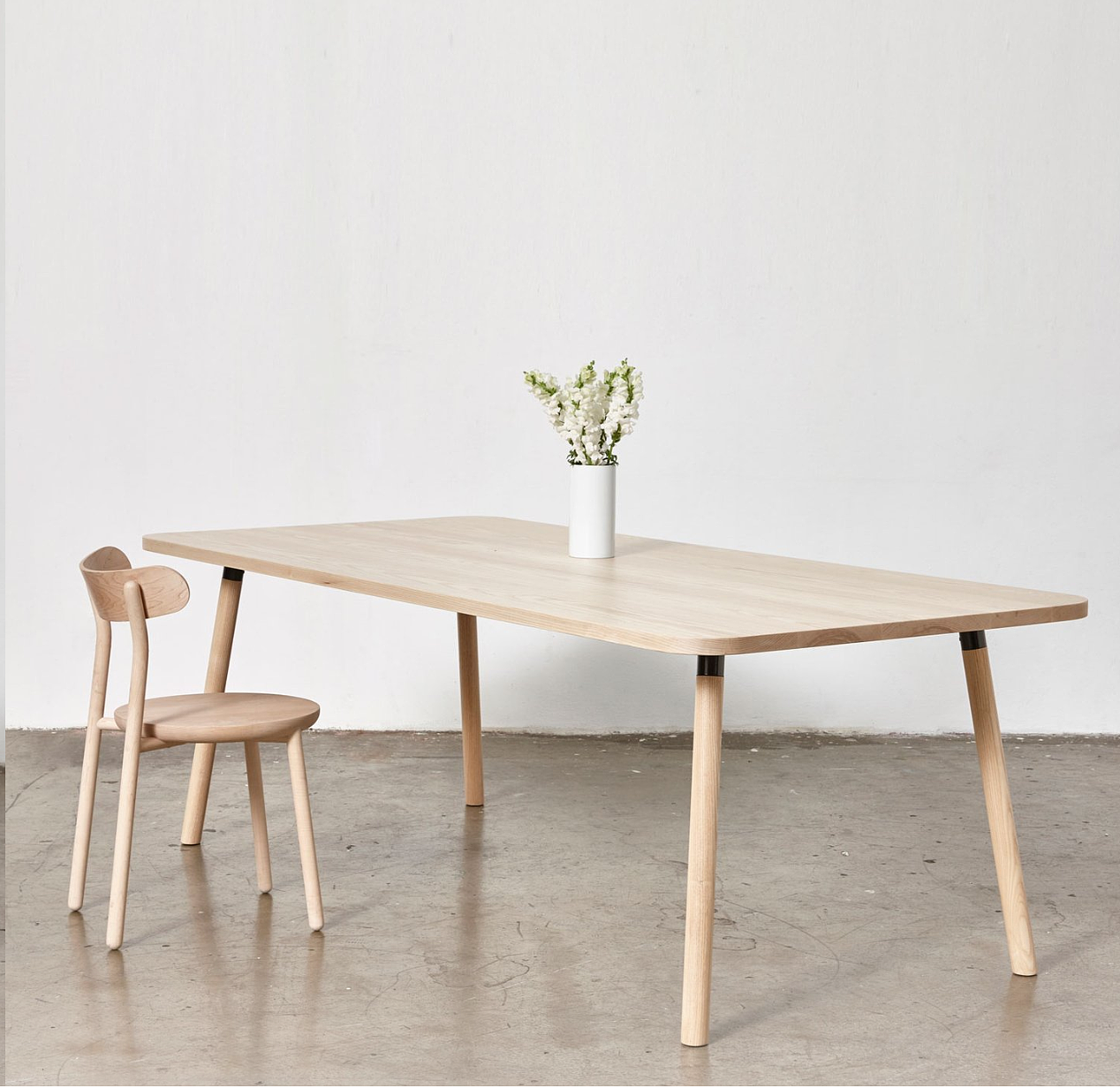 chair，wood，furniture，