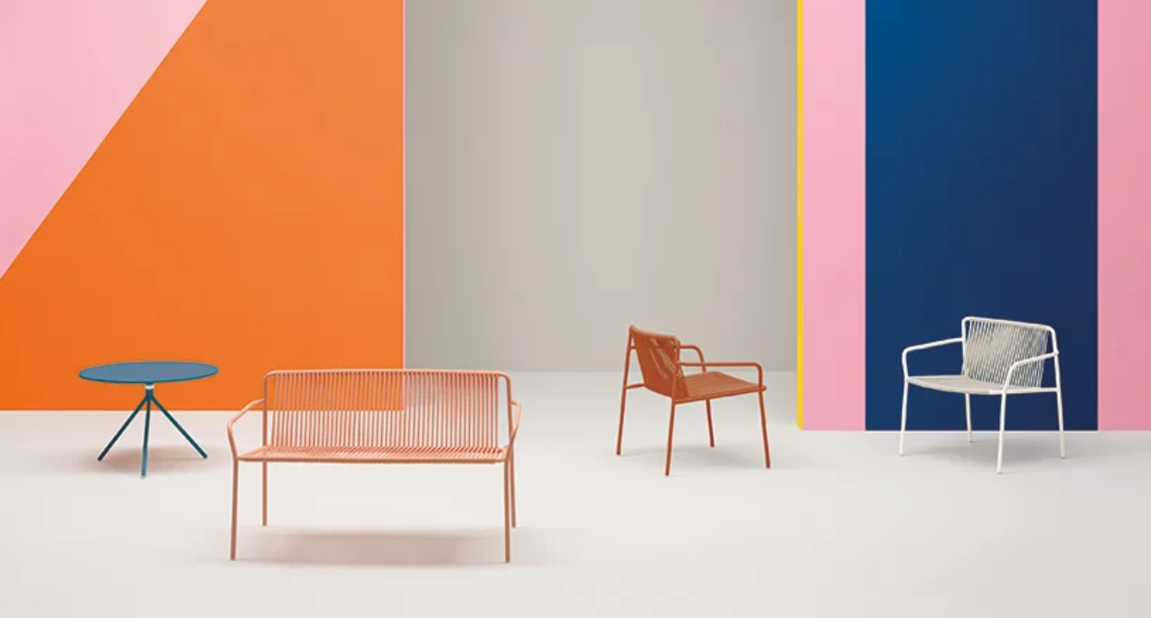colourful，furniture，surrealistic，