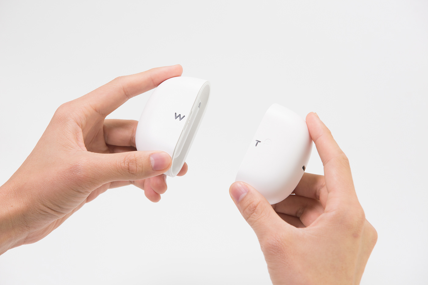 translator，lingzhu shao，app，headset，white，WT2，