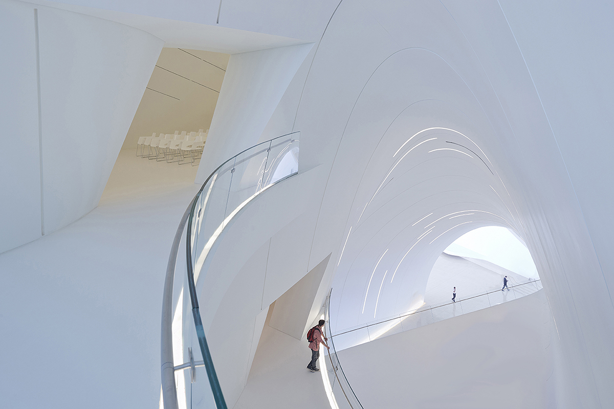 heydar aliyev cultural center ，Zaha Hadid，Heydar Aliyev，