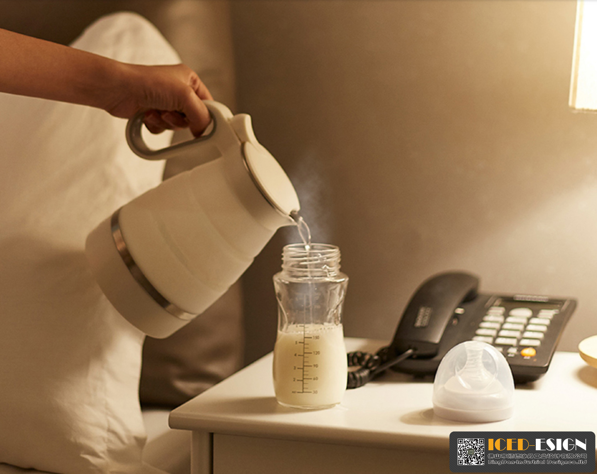 Travel silicone electric kettle，