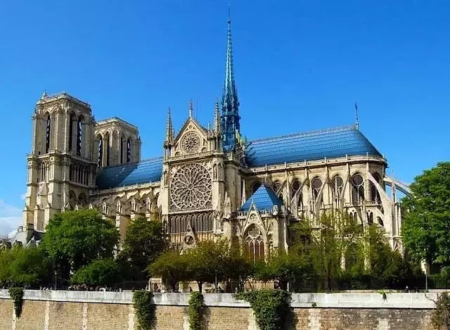 Studio NAB，church，Notre Dame de Paris，Doriana Fuksas，Massimiliano，