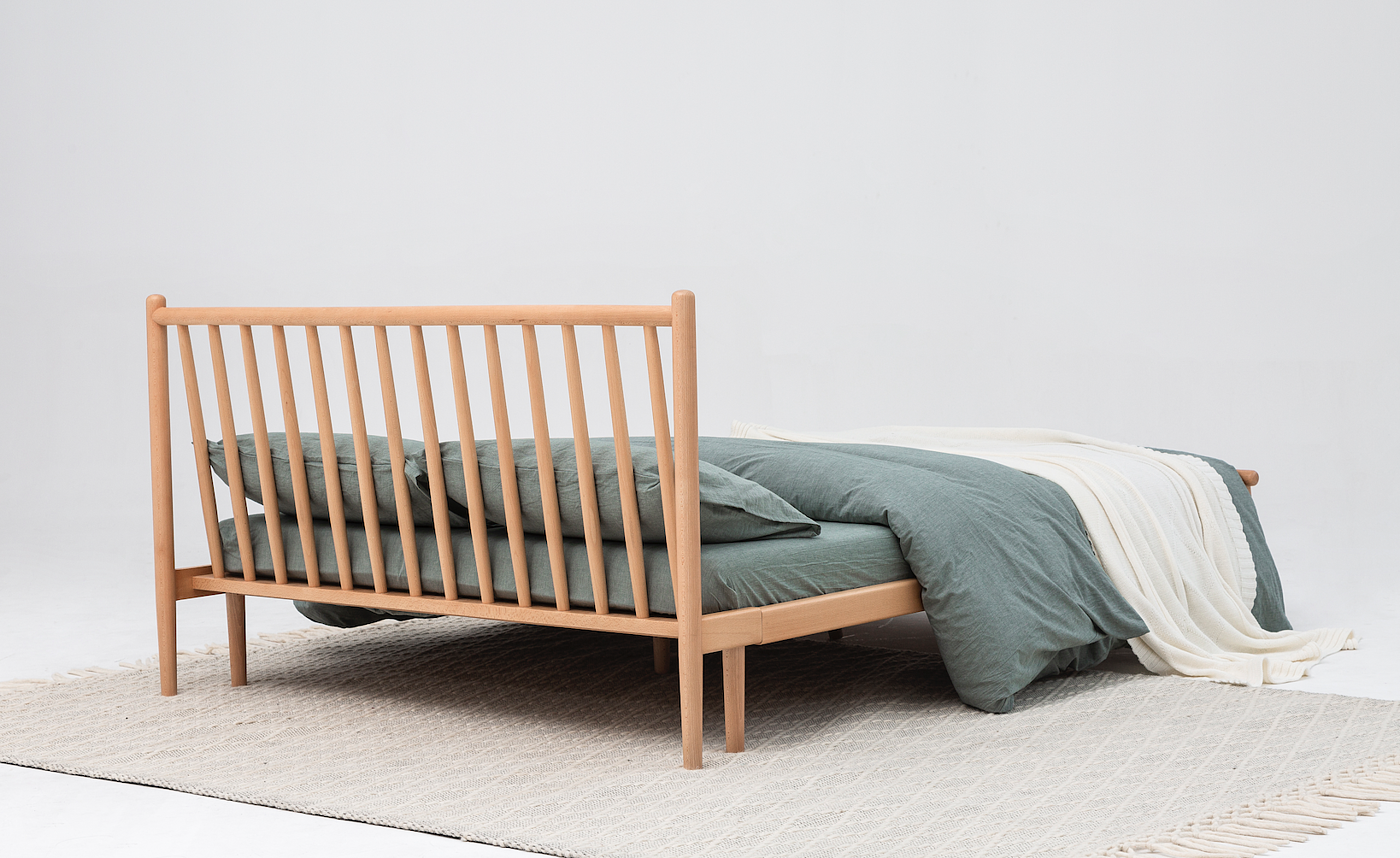 Solid wood bed, Windsor bed, solid wood metal，