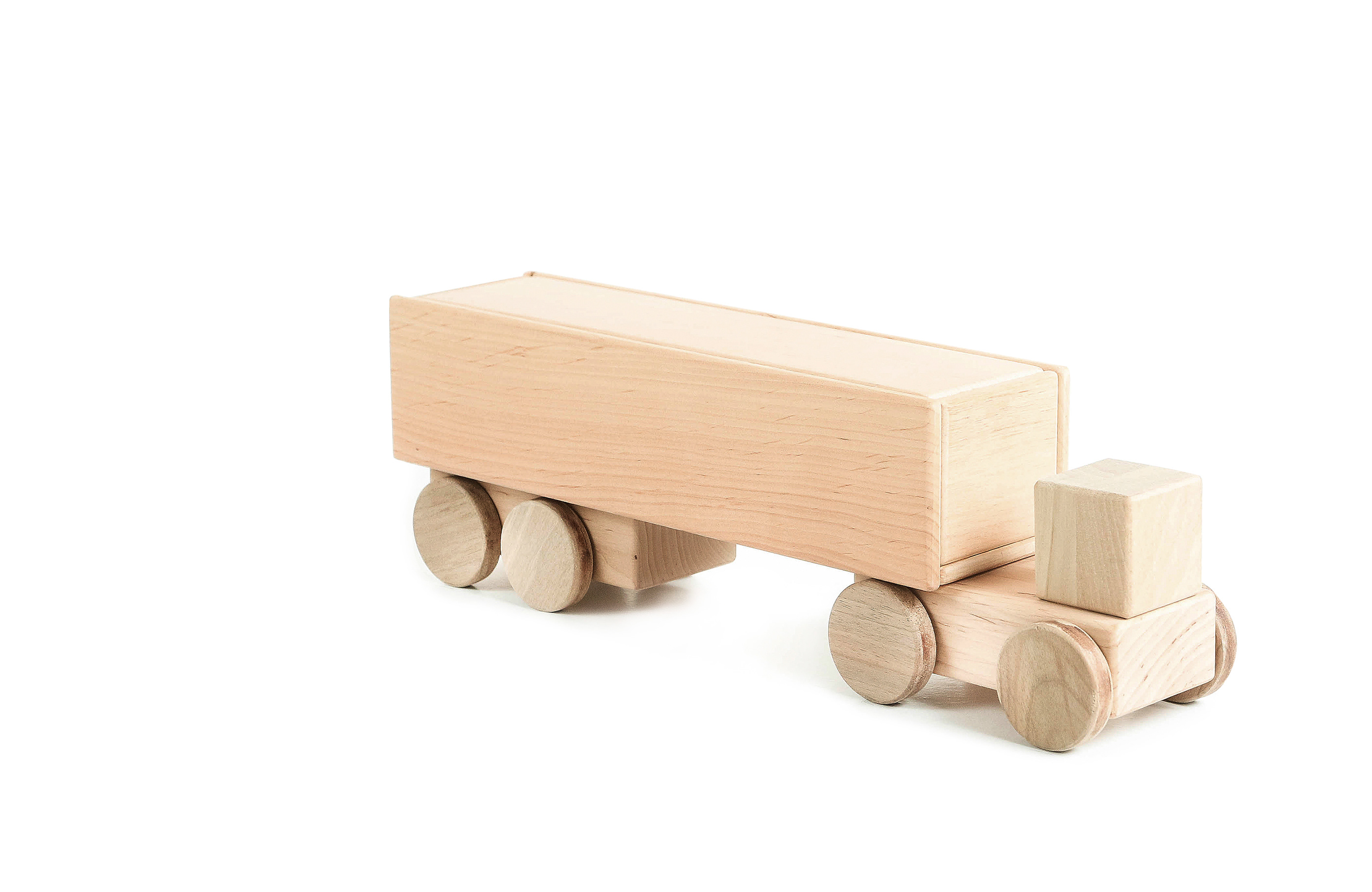 child，Toys，truck，wooden ，