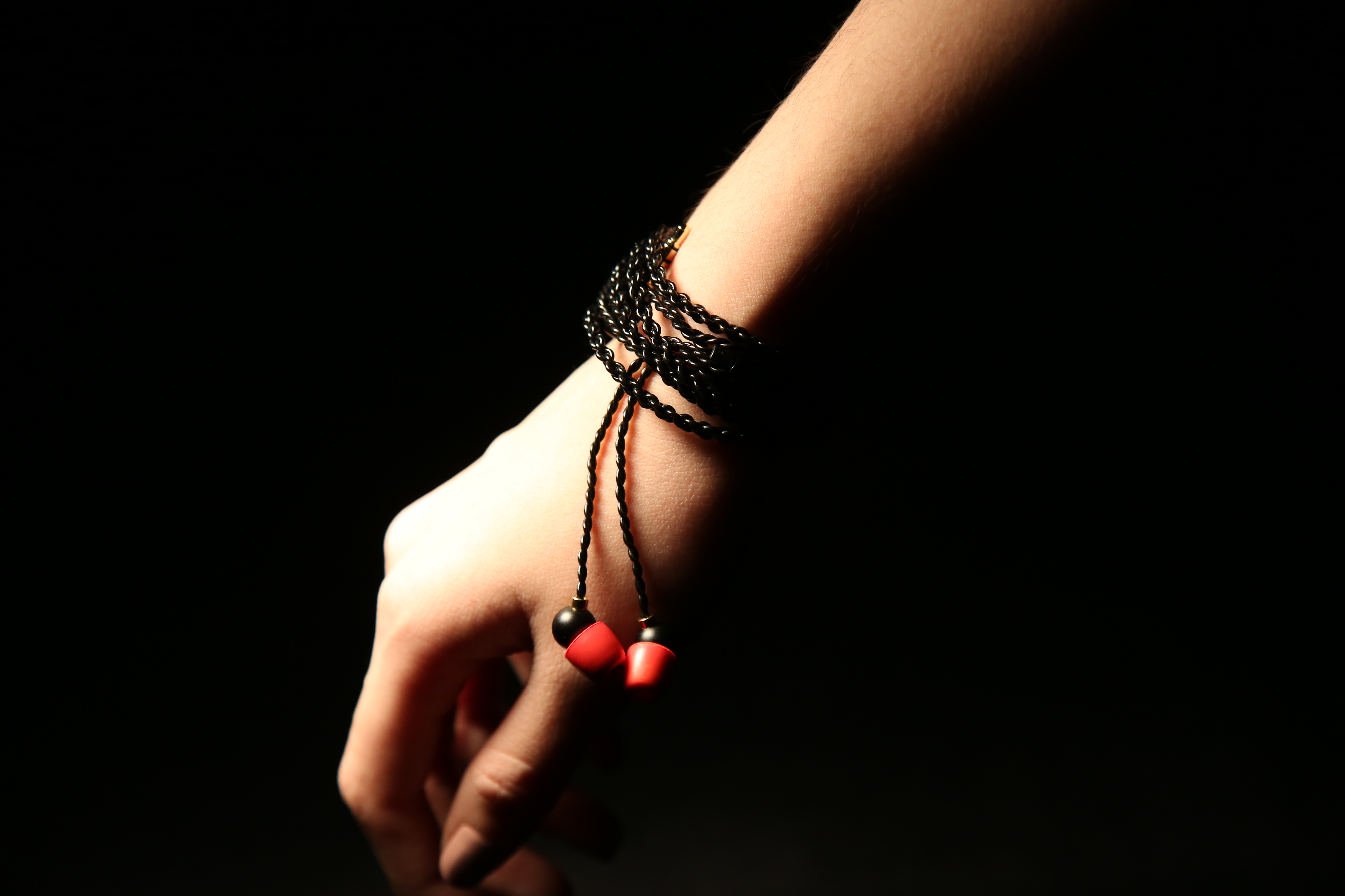 witch，Female earphone，In ear headphones，Small ears，