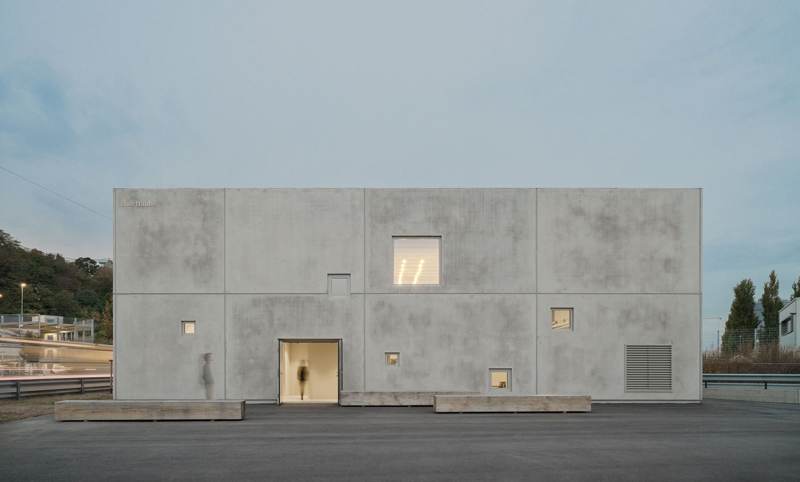 Temple，Minimalist，Wine，