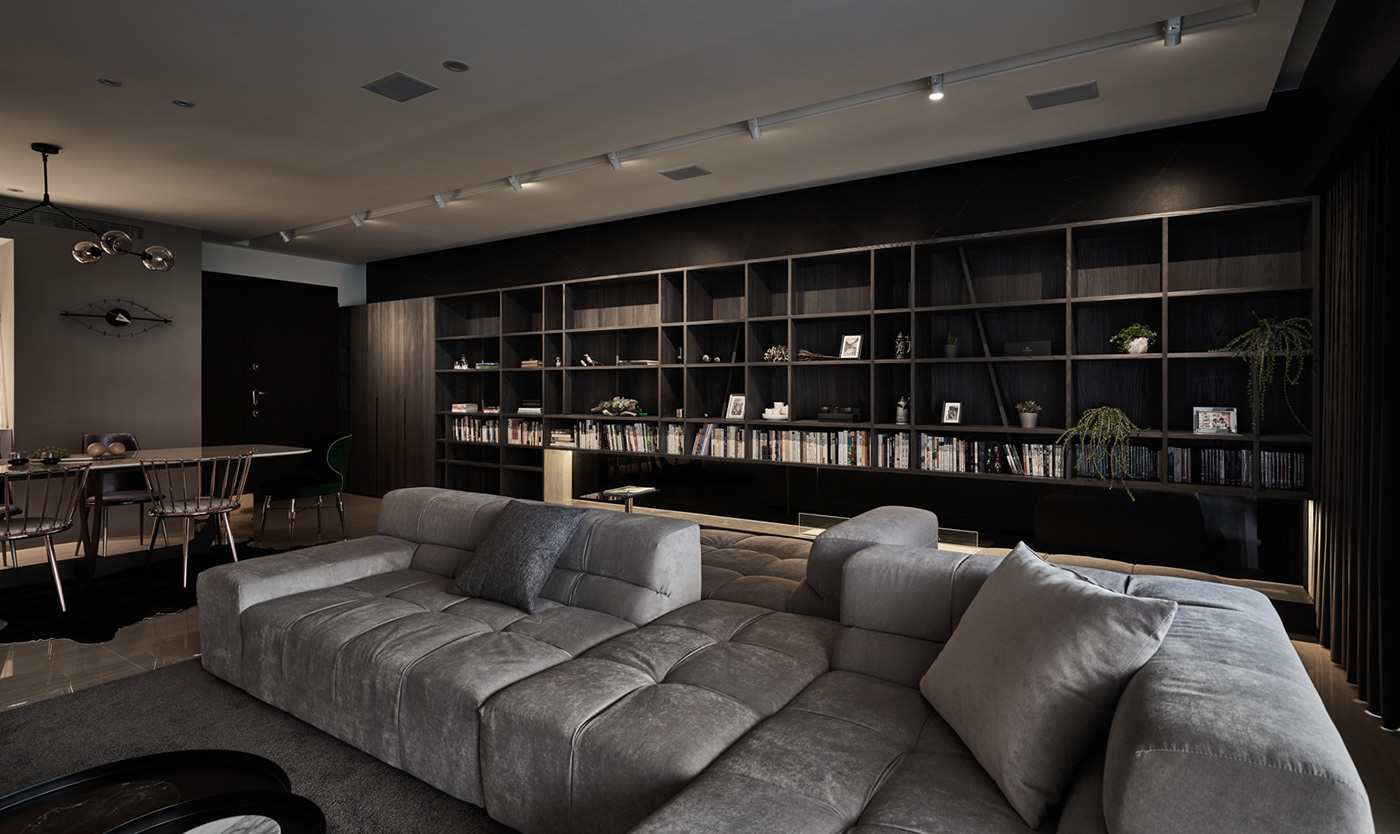 quiet，Solemn，indoor，