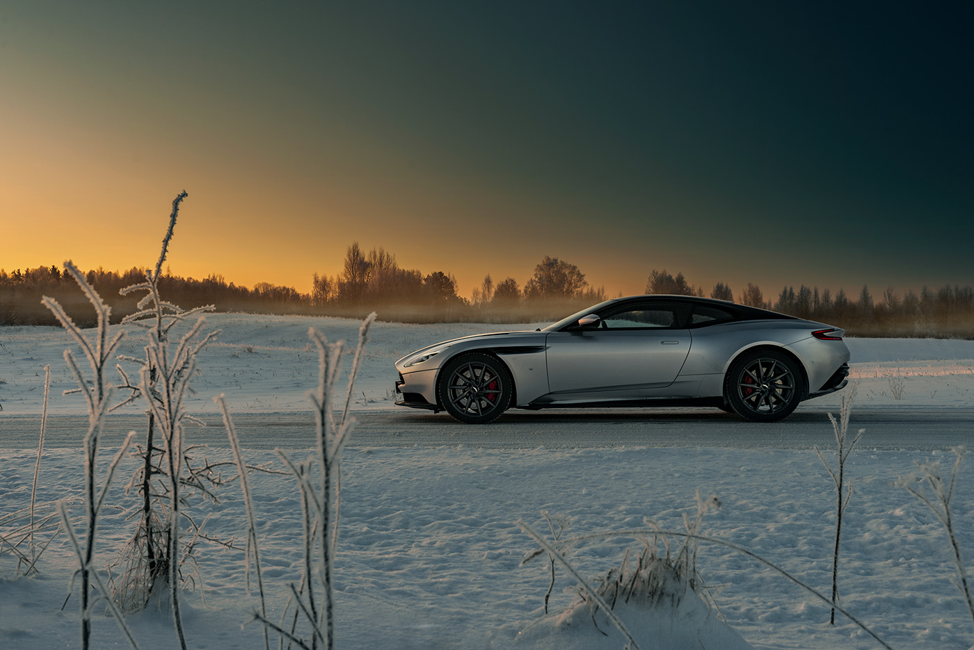 Sports car，Aston Martin，automobile，