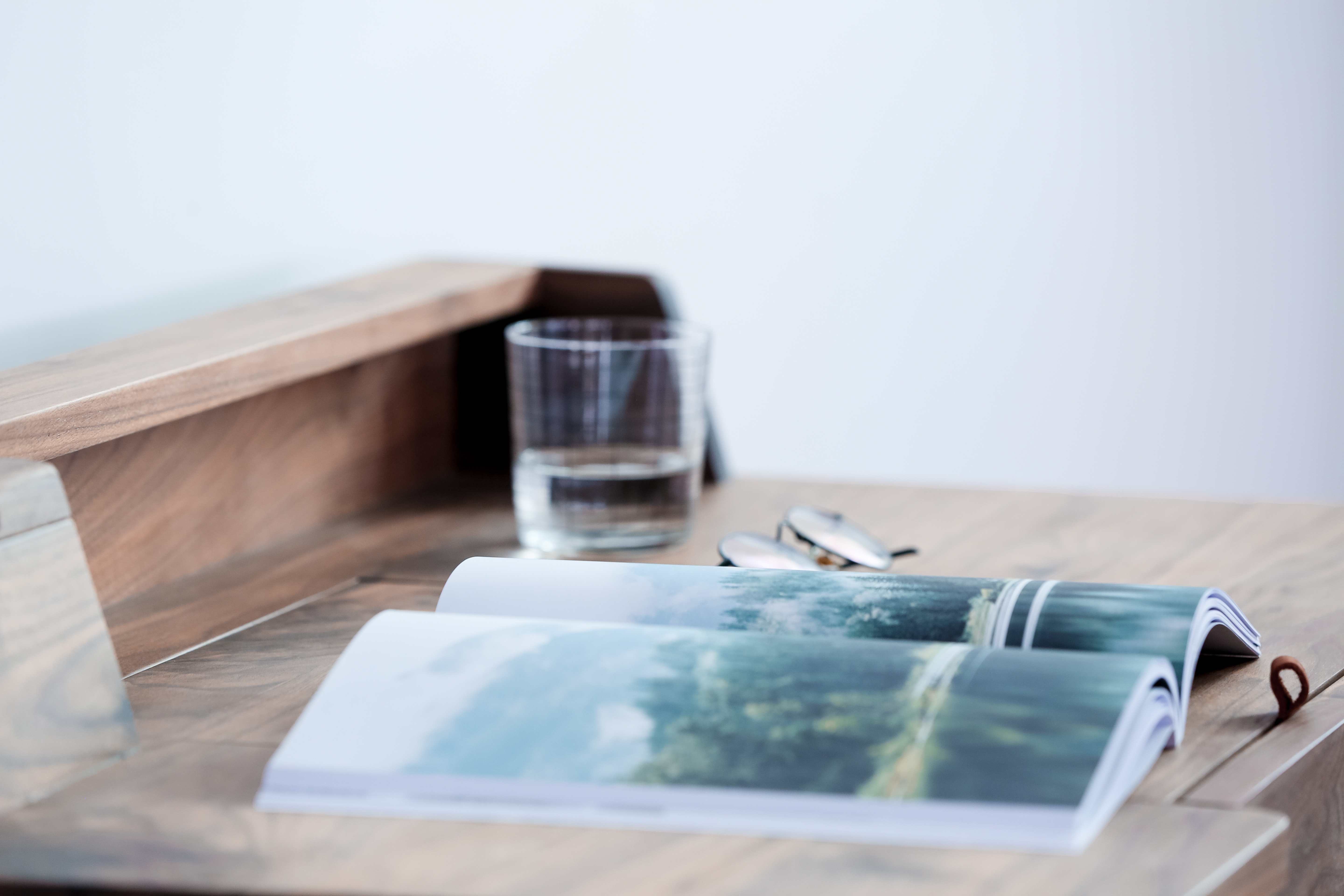 Furniture designer Ren Mengying，