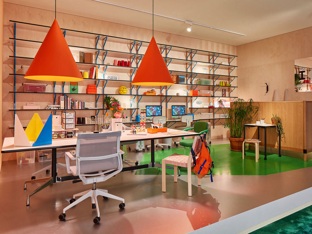 Swivel chair，Office chair，chair，