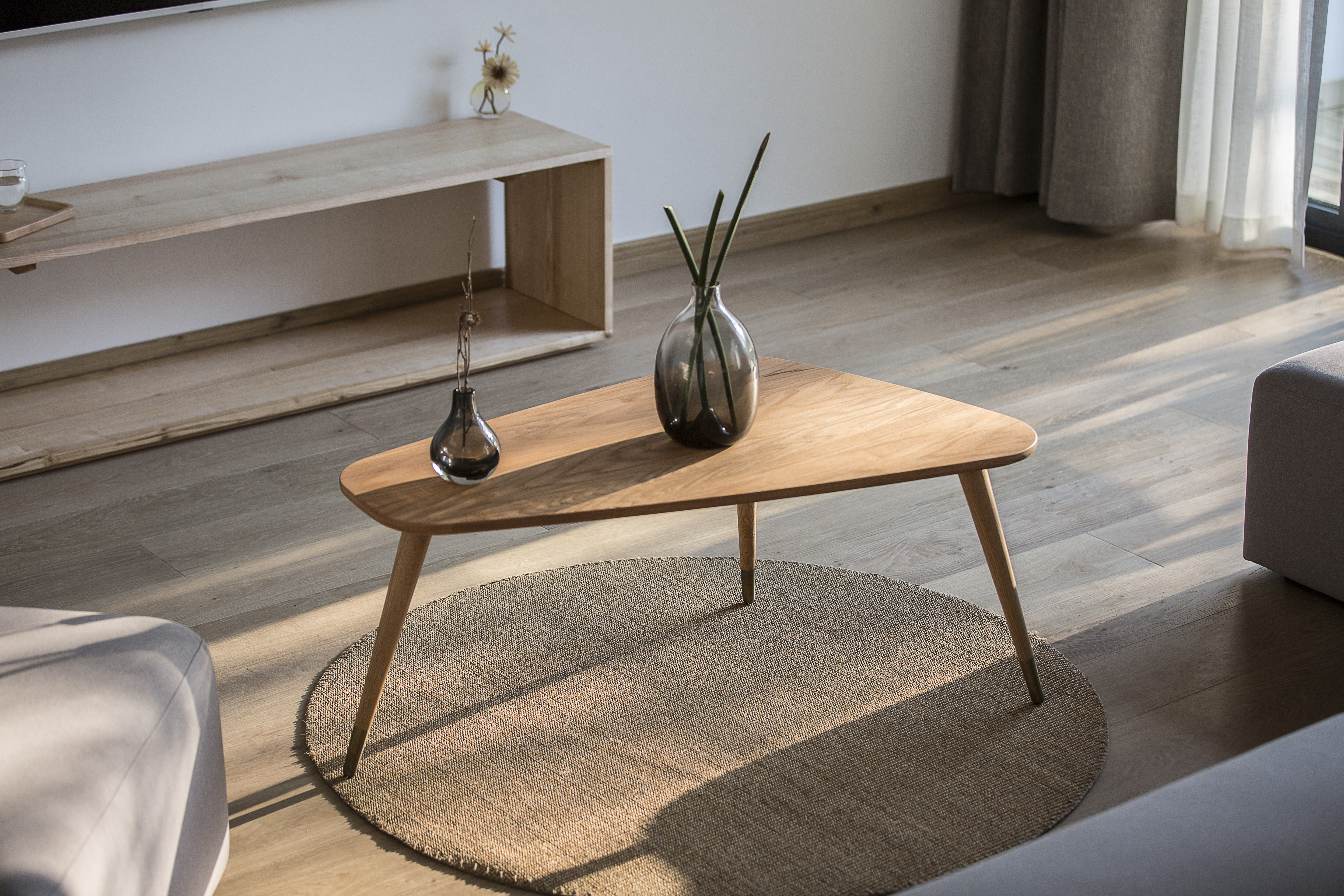 Furniture designer Ren Mengying，