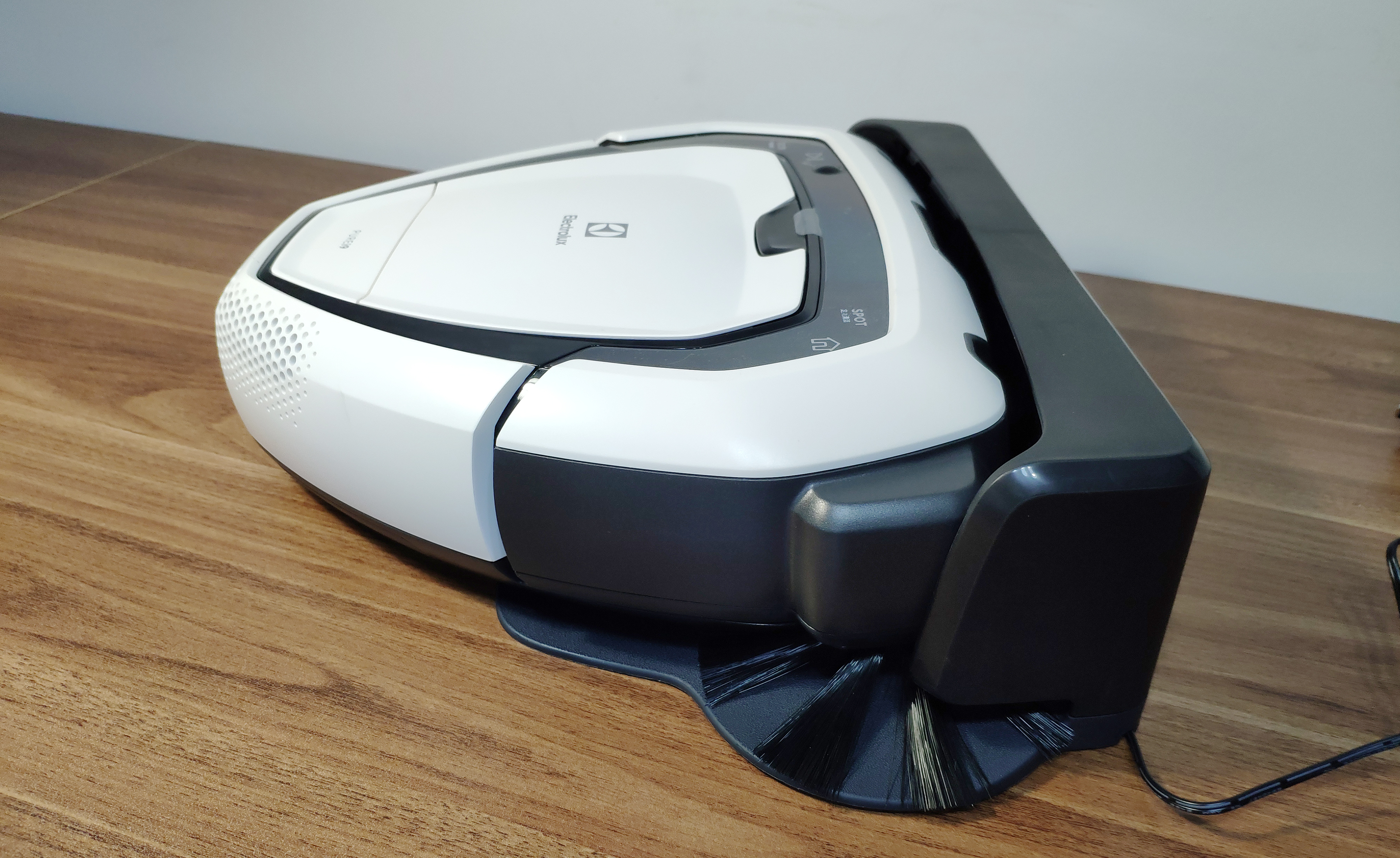 General image evaluation，Electrolux，Sweeping robot，Product evaluation，pure i8，