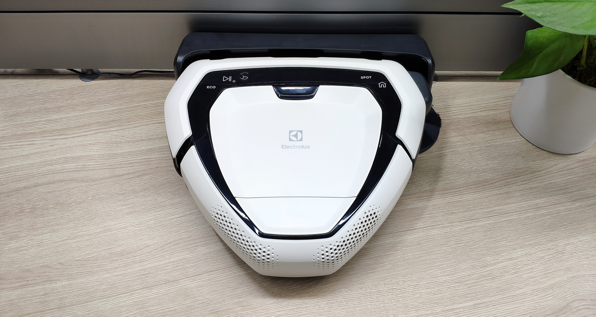 General image evaluation，Electrolux，Sweeping robot，Product evaluation，pure i8，