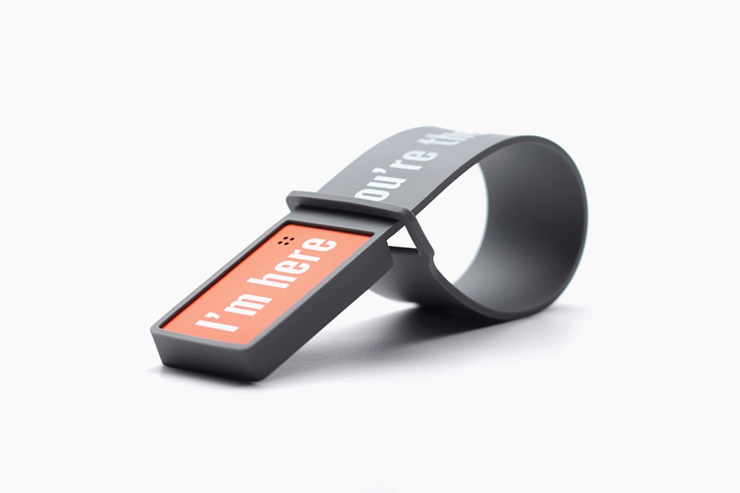 product design，industrial design，Bluetooth connectivity ，Tracker，