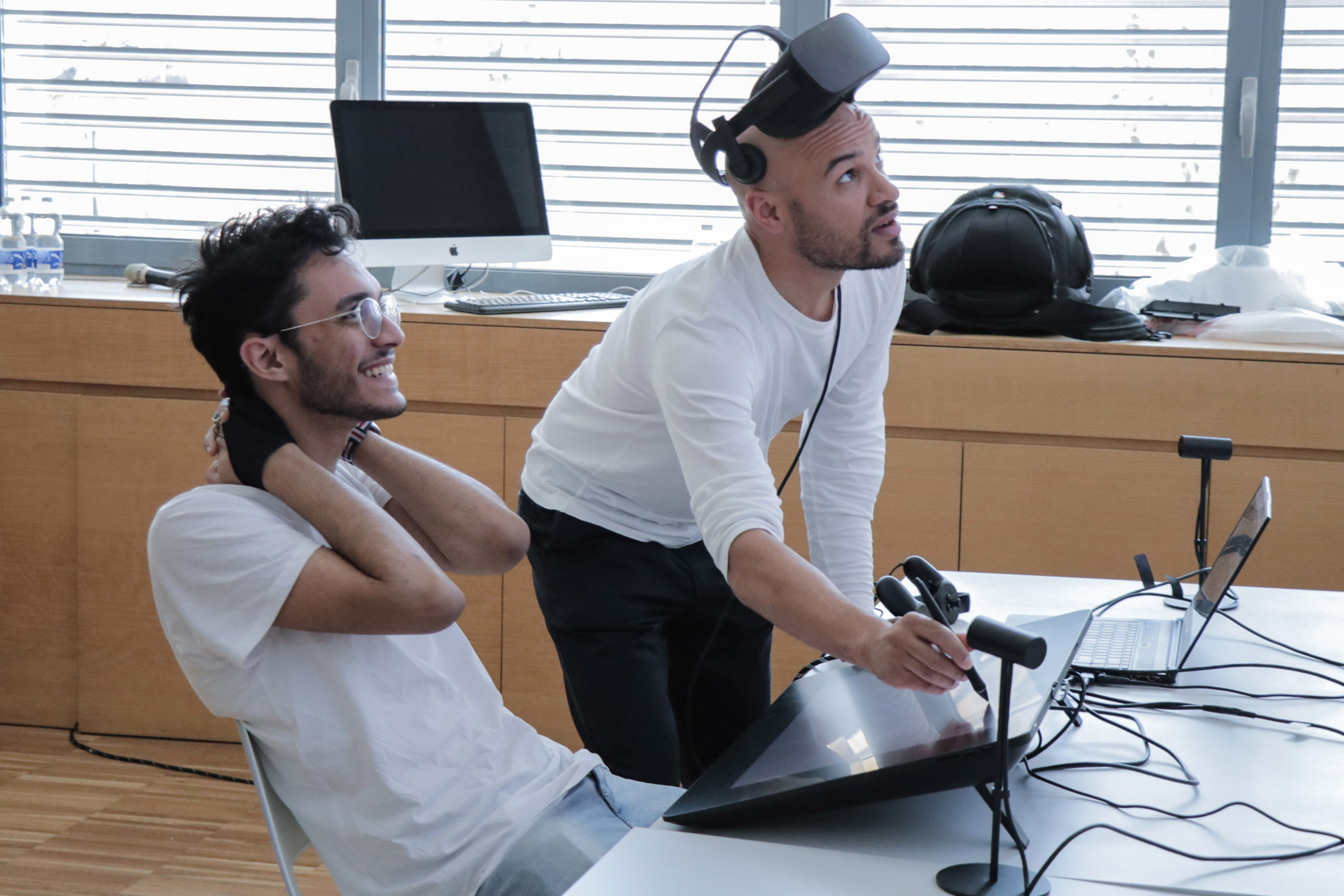 Gravity sketch VR，3D painting，industrial design，product design，