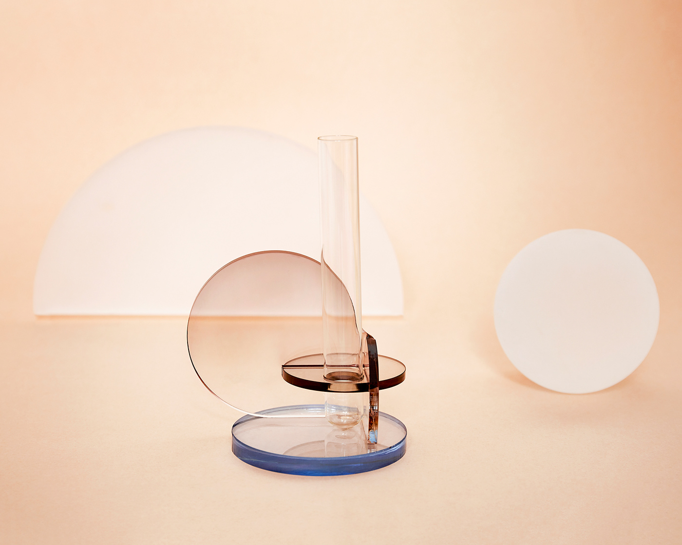 Prism，Merge，vase，