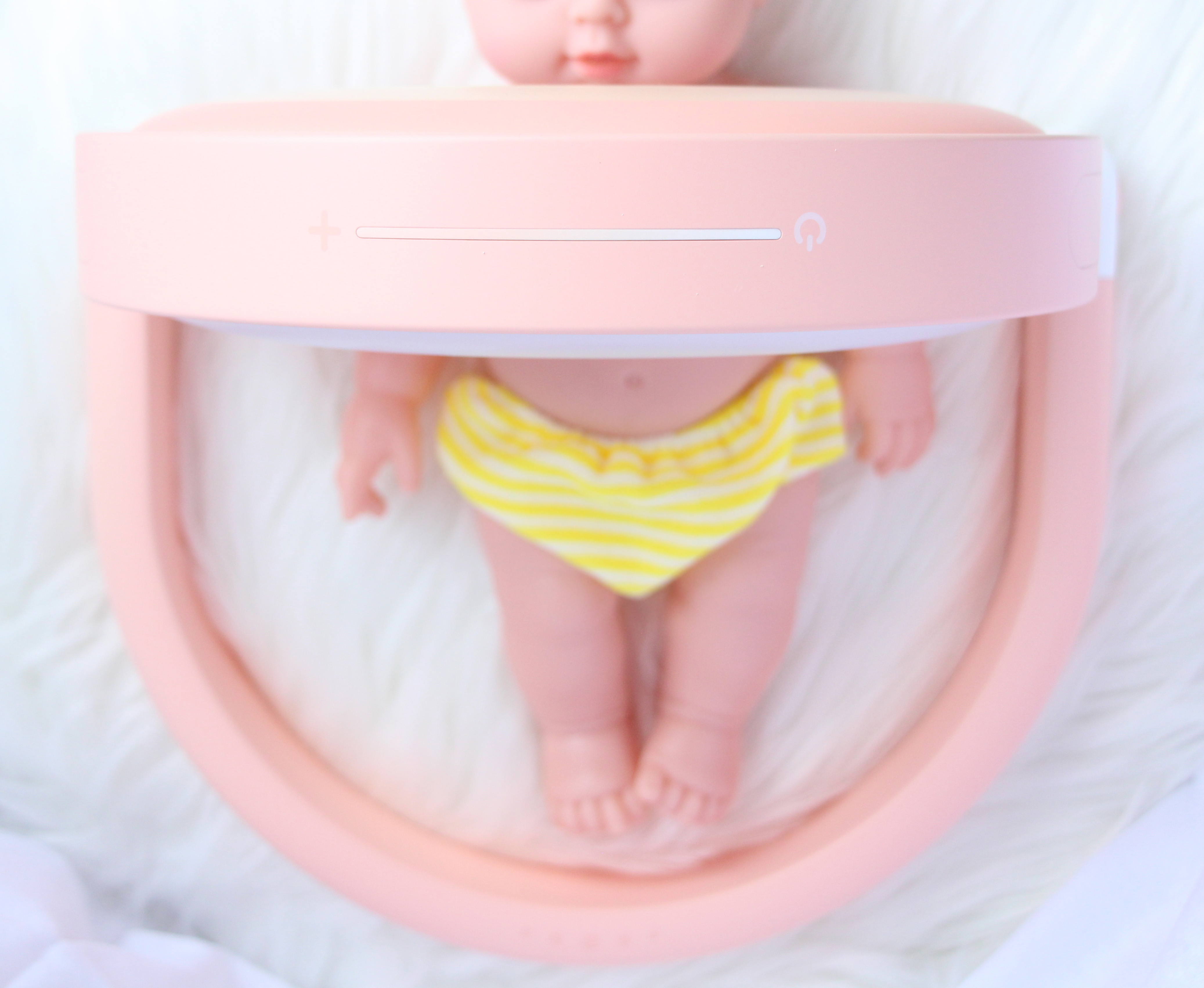 warm，cure，embrace，sense of security，