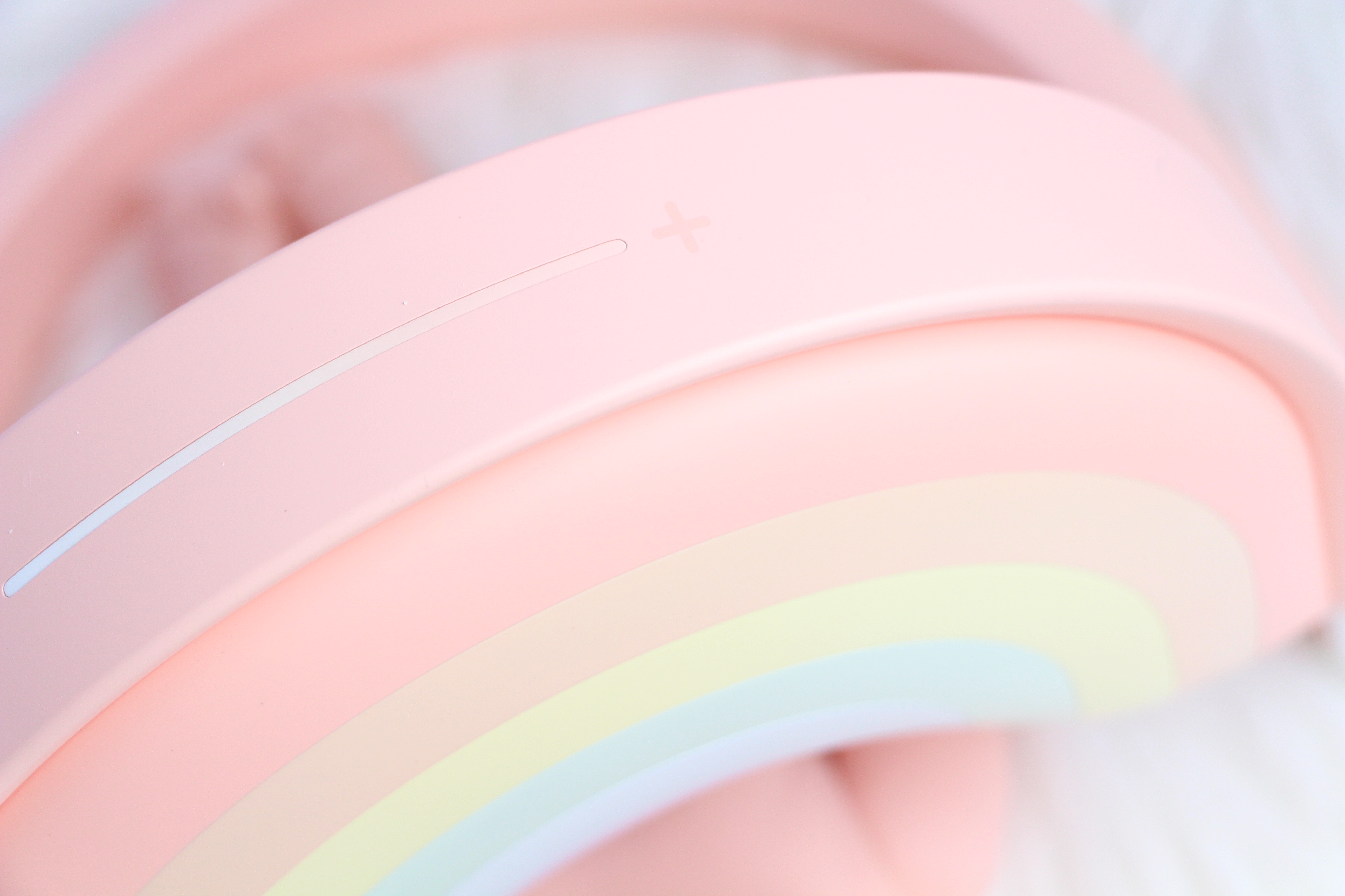 warm，cure，embrace，sense of security，