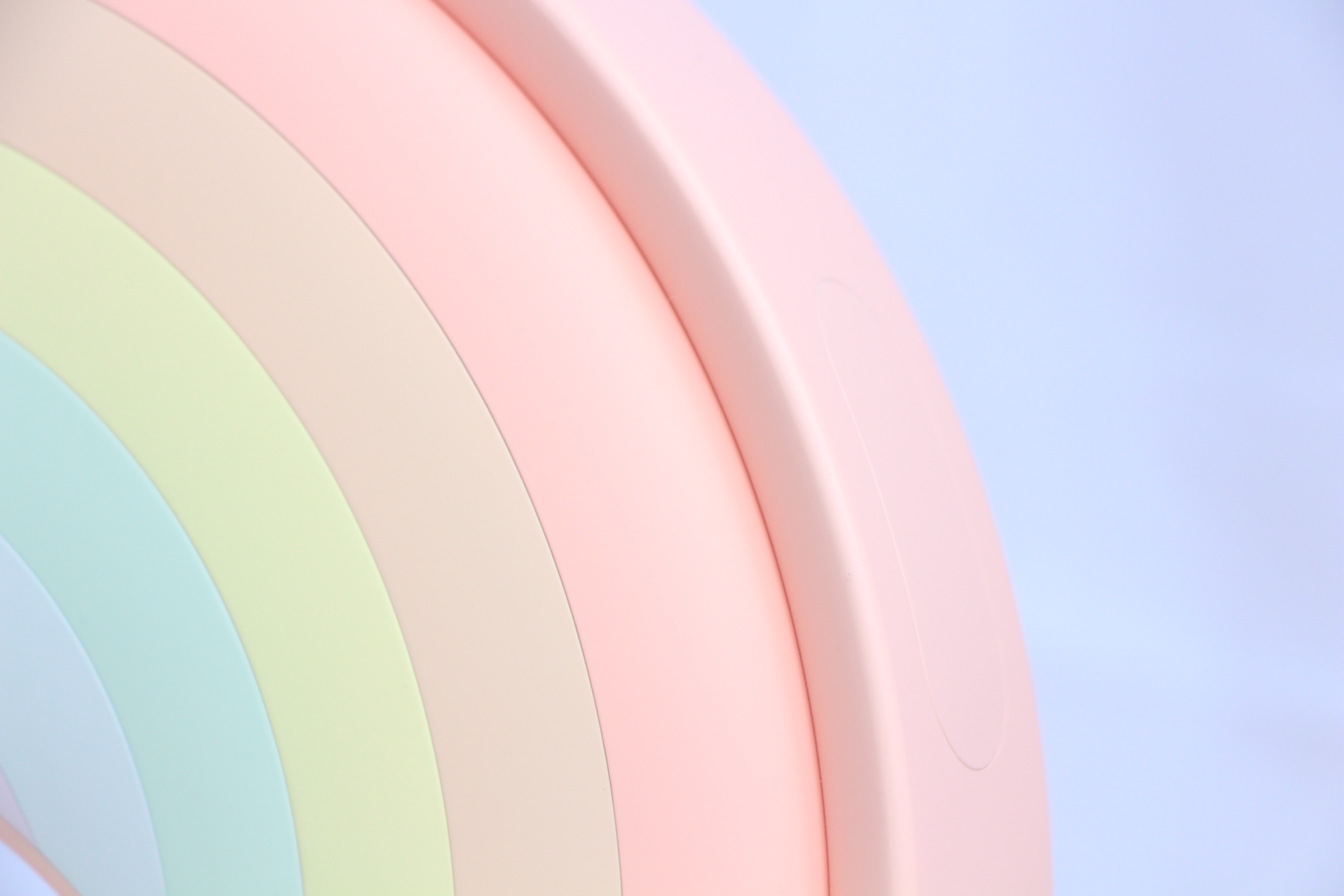 warm，cure，embrace，sense of security，