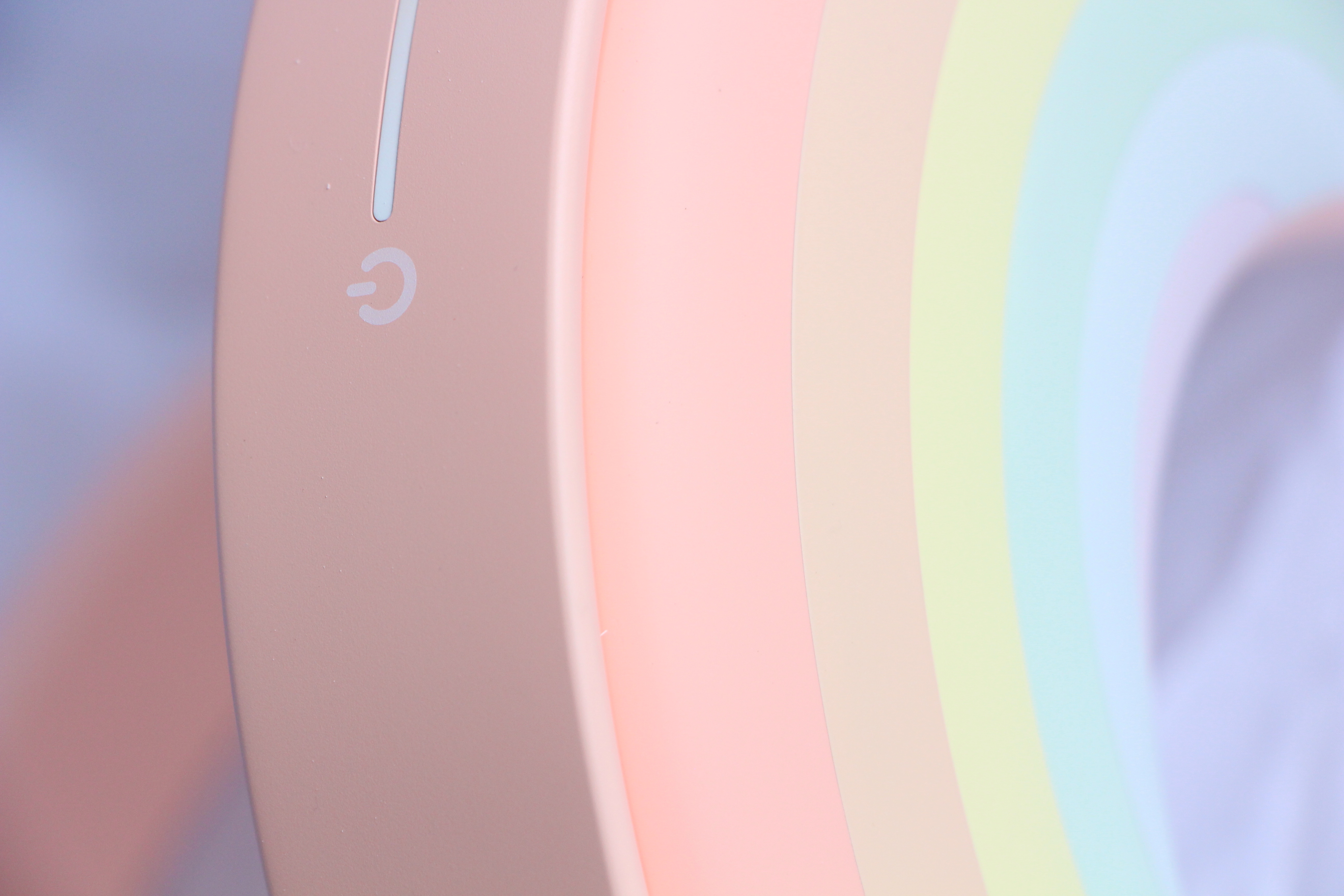 warm，cure，embrace，sense of security，